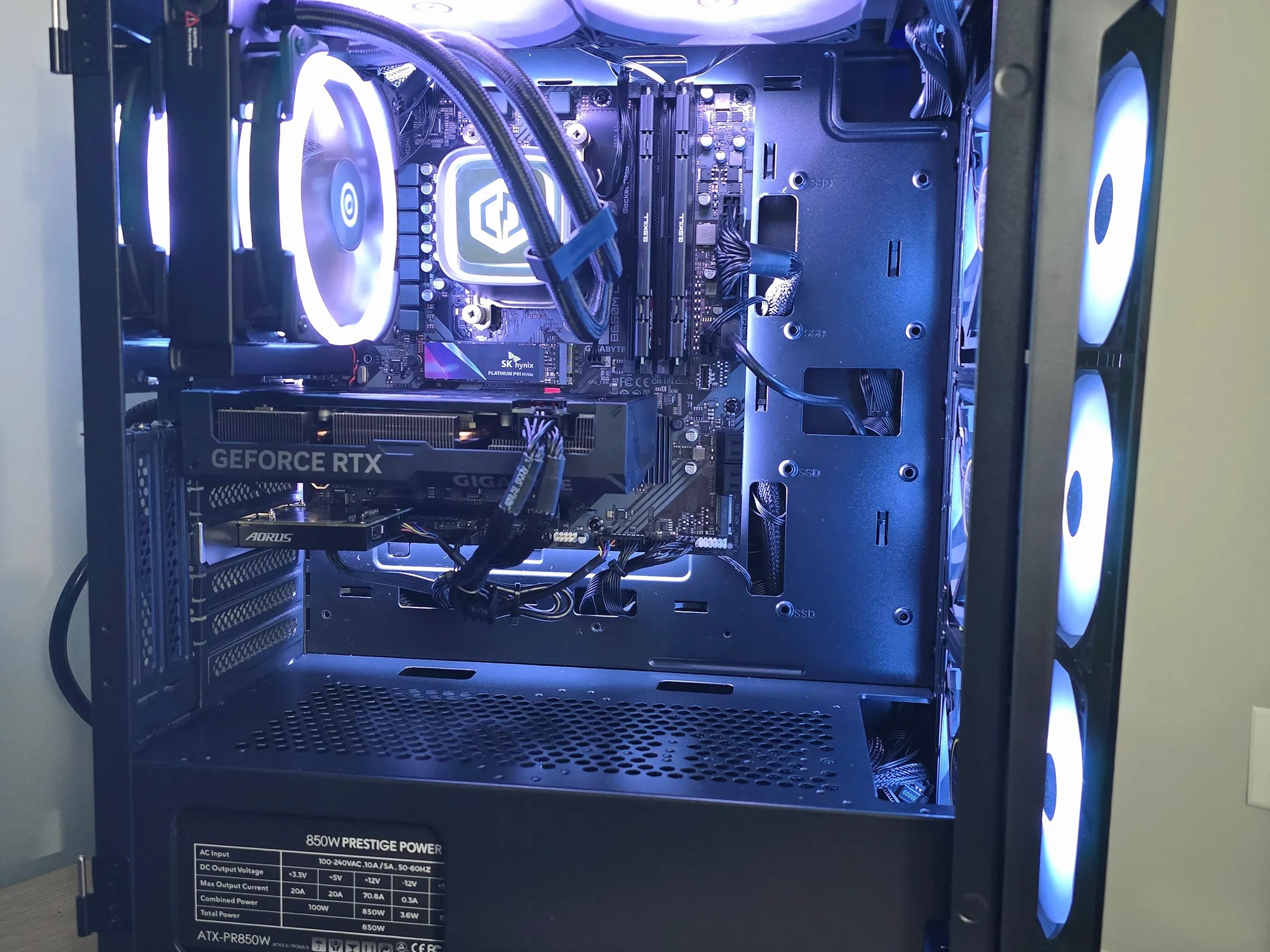Ryzen 7 7700X, RTX 4060Ti 16GB, 32 GB DDR5-6000, 1TB SSD, 850W 80 plus ATX PSU, AIO CPU Cooled