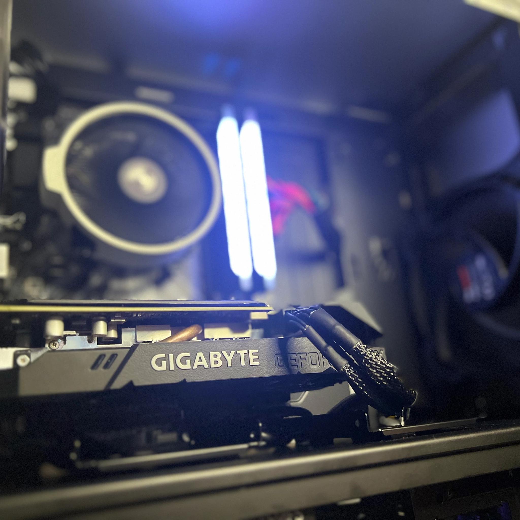 METALLIUM - Entry-Level Gaming PC -Ryzen 5 3600 & GTX 1660 SUPER