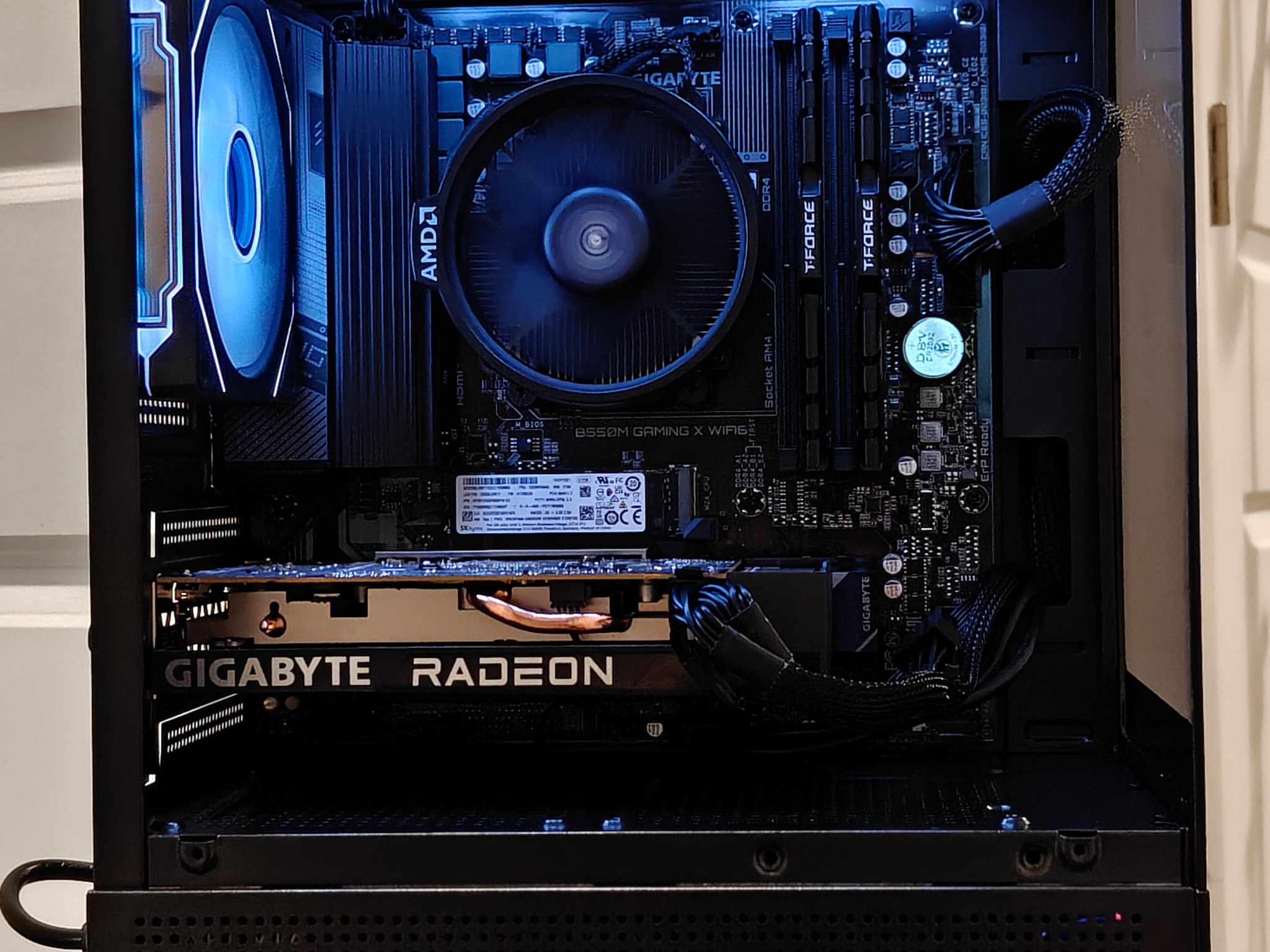 Radeon RX 6500 XT Custom Gaming PC - Ryzen 5 5500, 16GB RAM, 512GB SSD