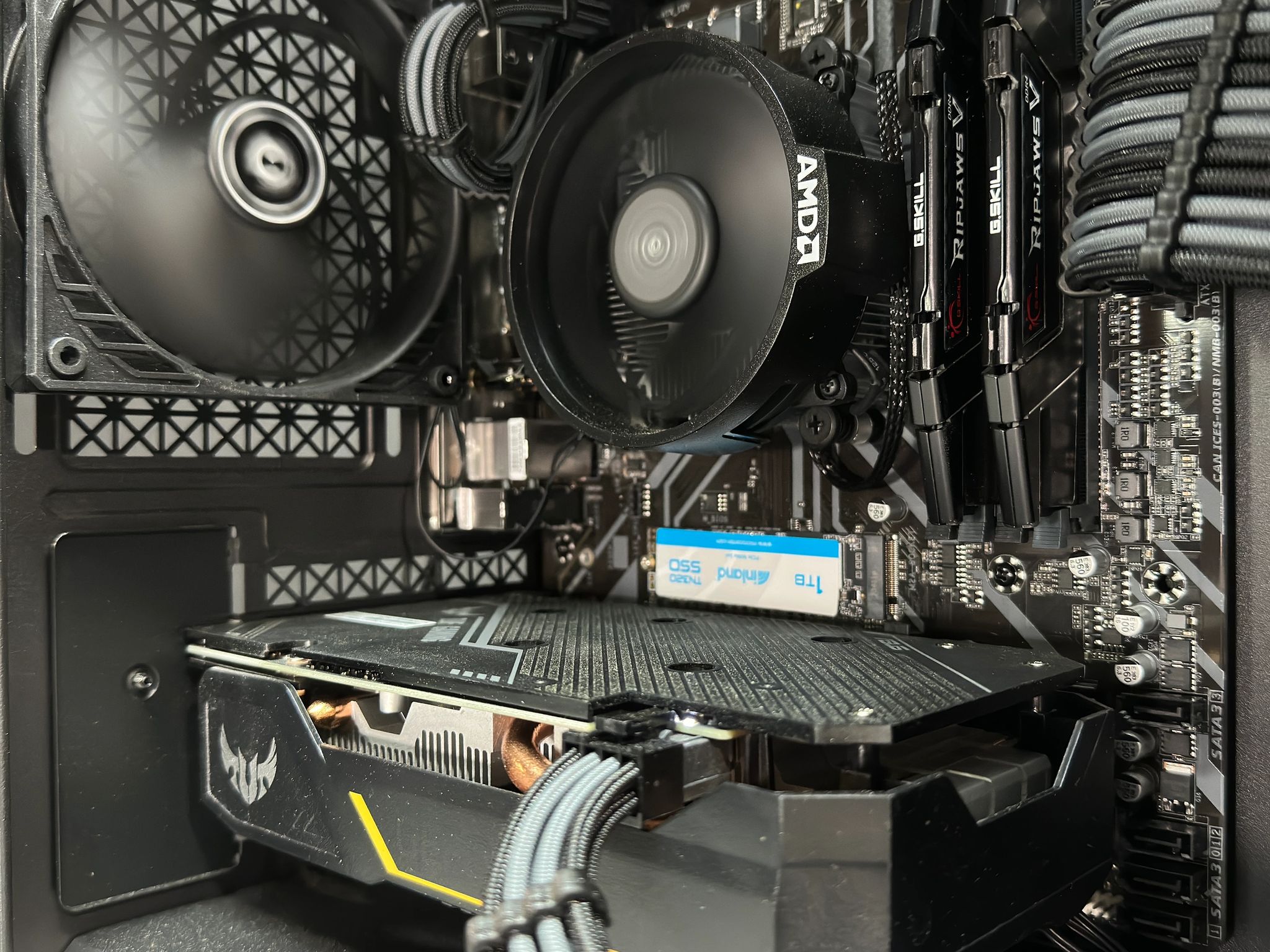 🏰♜Dark Iron♜🏰 GTX 1660ti / AMD Ryzen 5 5500 / 1TB NVME SSD / 16GB Ram / WIFI / WIN10