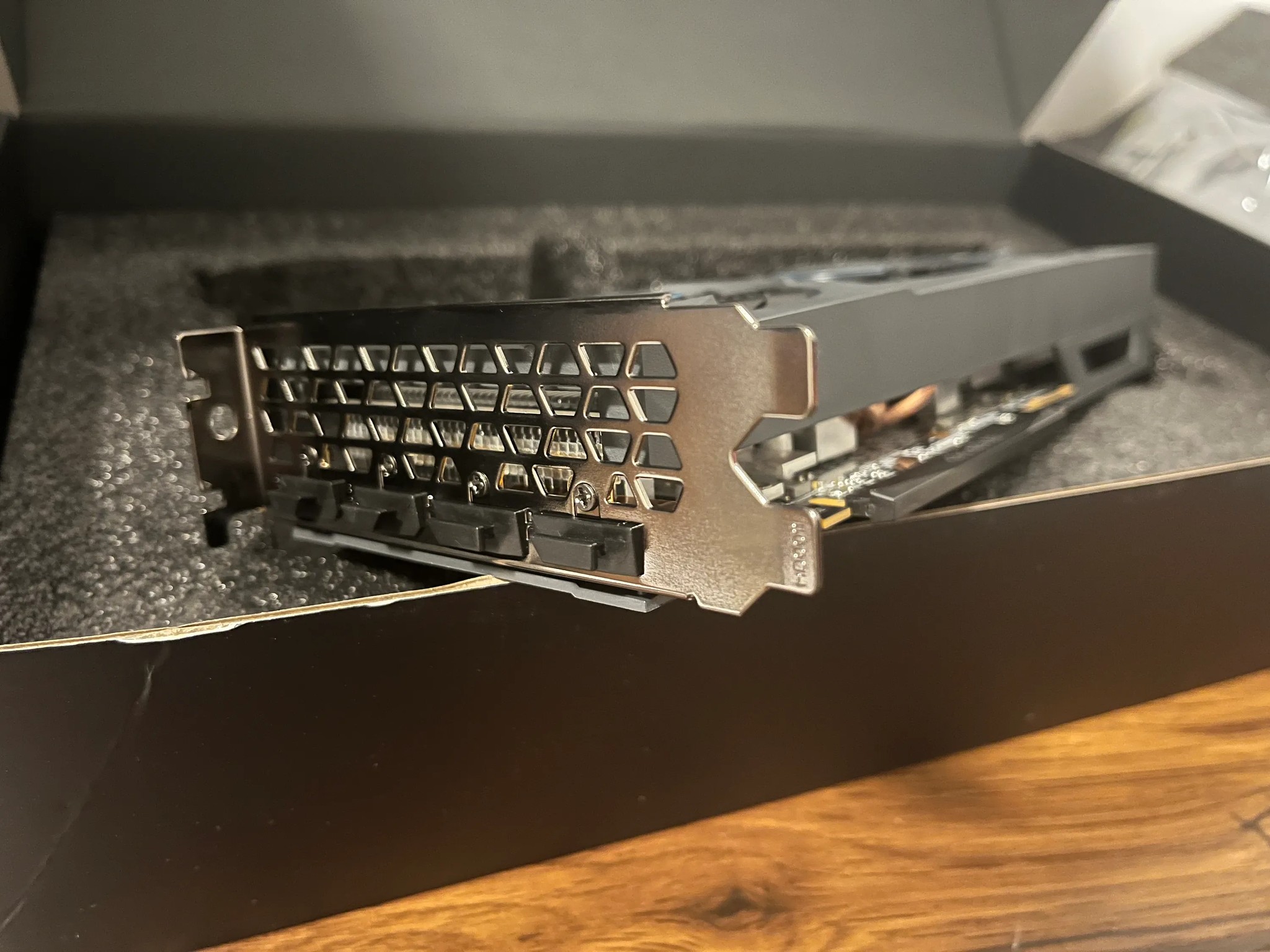 GIGABYTE Eagle Radeon RX6600