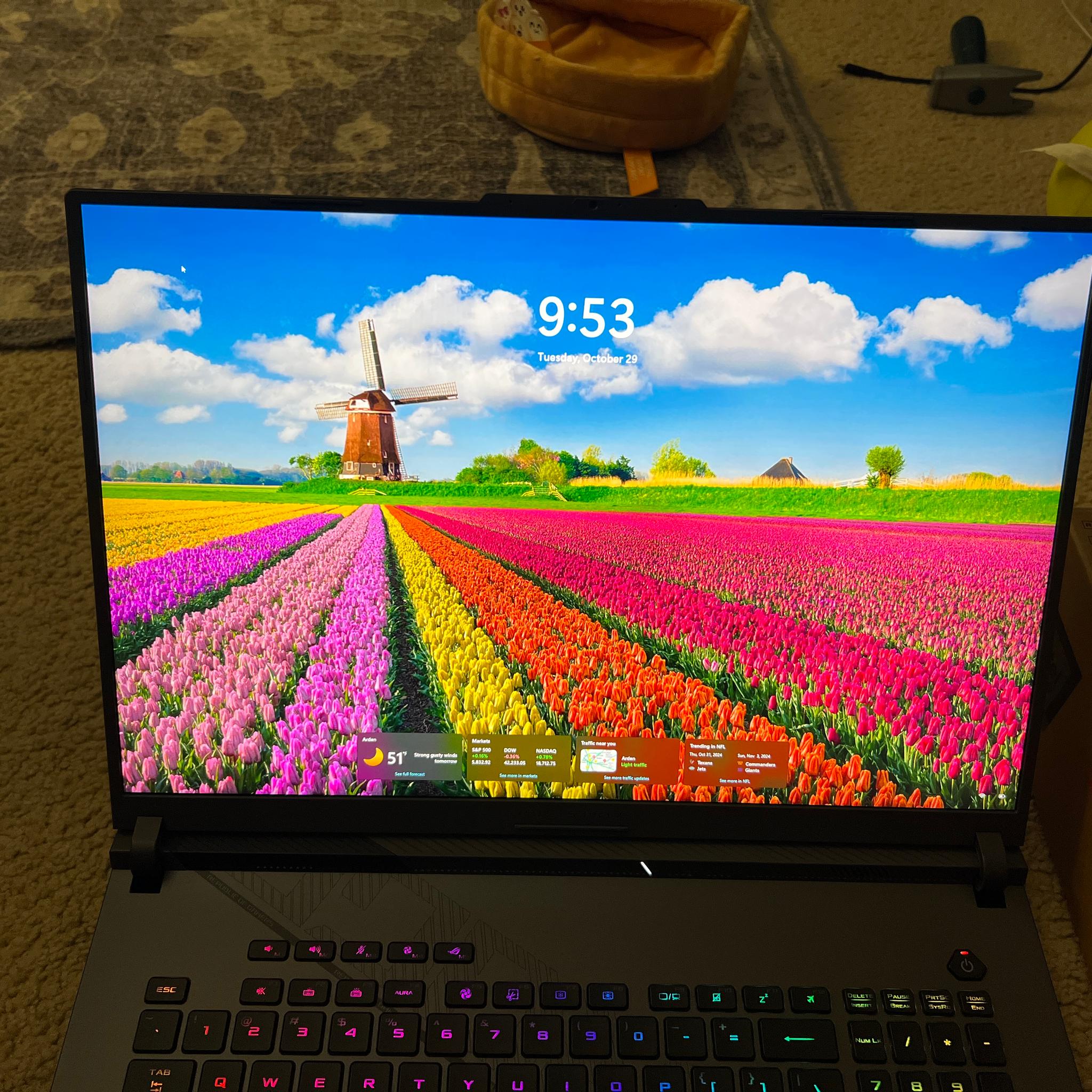 ASUS ROG Strix G18 18” intel i9 14900hx 32gb DDR5 rtx 4080 laptop
