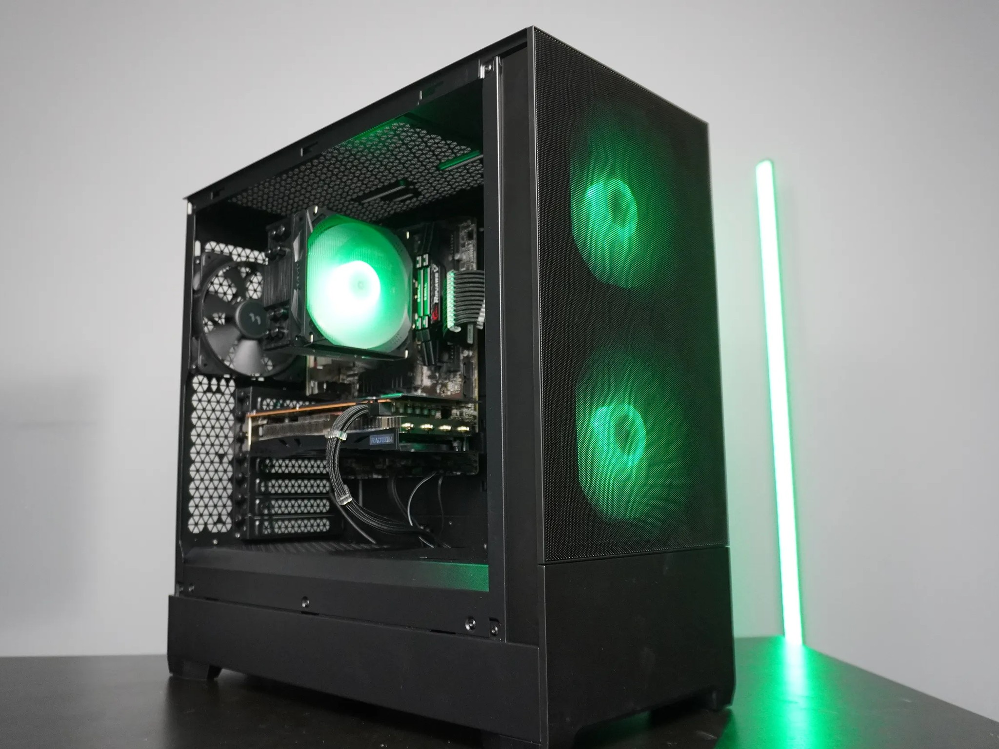 🖤 Stealth 🖤 1080p Gaming Value for your 💲 🧡RX 6650XT 8gb 🧡 Ryzen 5 5600 | 16GB DDR4 | 1TB NVME