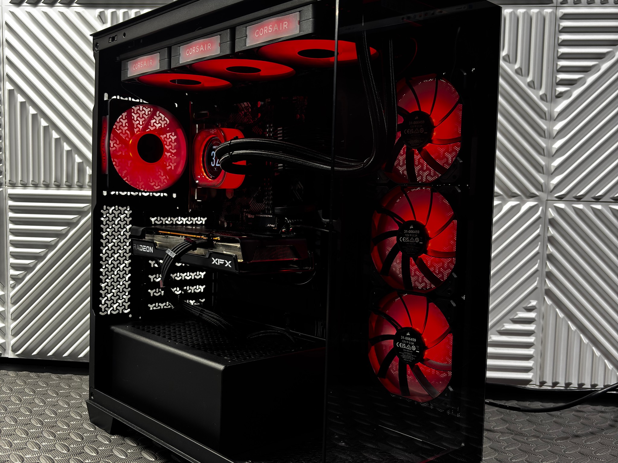 Corsair RGB Gaming PC | RX 6600 8GB | Ryzen 3 3100 | 16GB RAM | 1TB NVMe SSD | WiFi