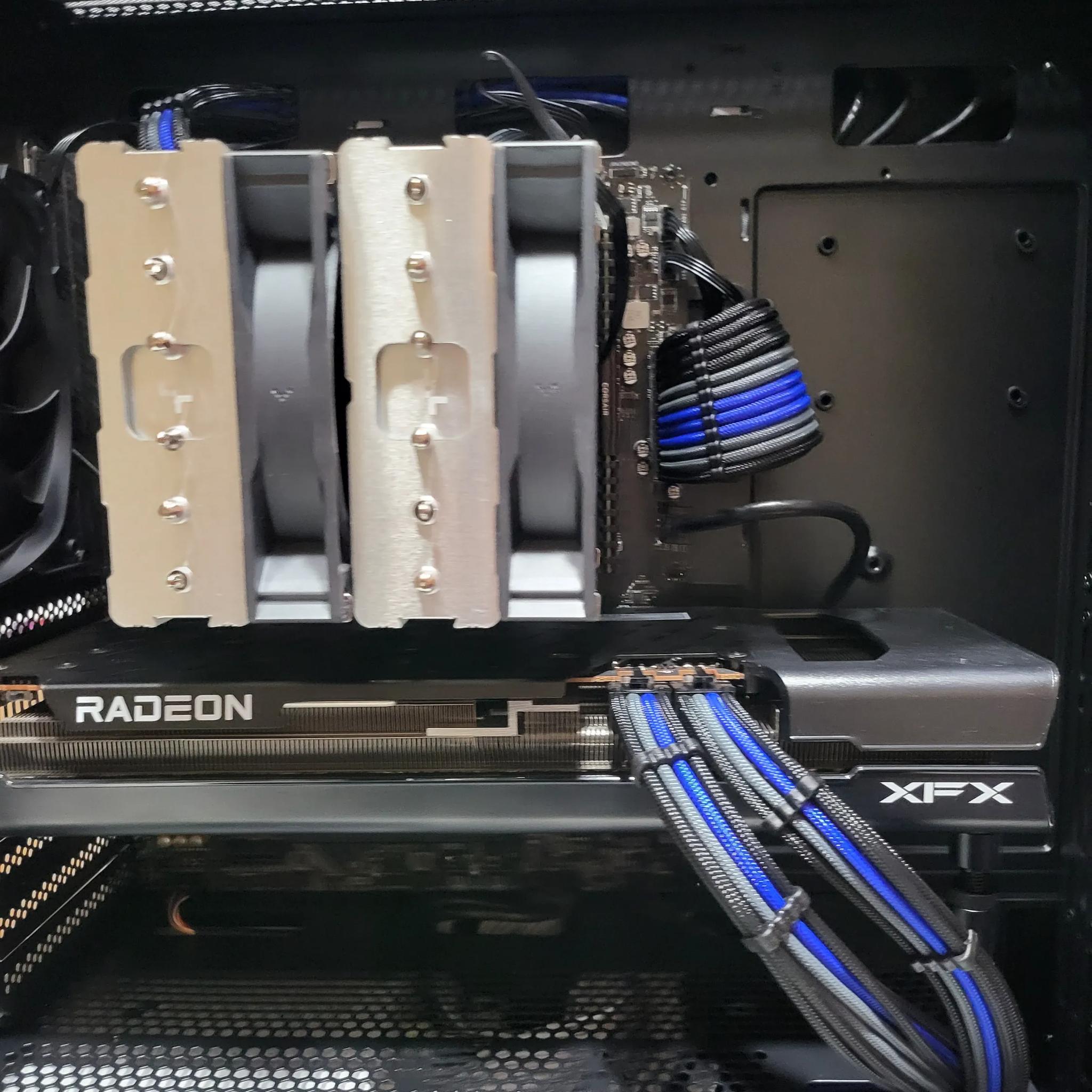 Rx 7700xt | Ryzen 5 5600X | 32gb Ram | 1tb NVMe Gaming PC