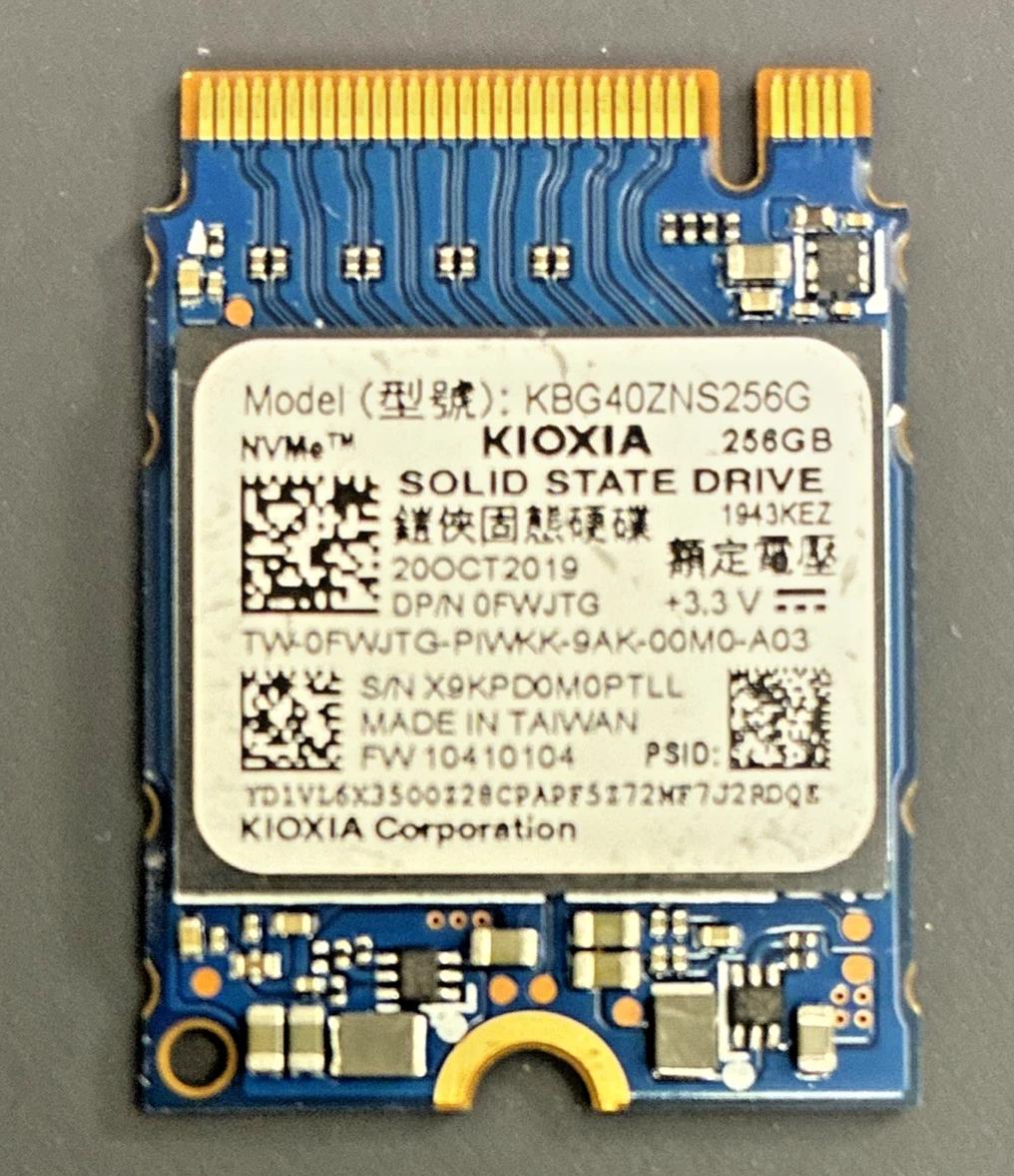 DockCase Pocket M.2 2230 NVMe Enclosure 3s PLP USB 3.2 Gen 2 Type-C (10 Gbps) W/ KIOXIA 256GB SSD