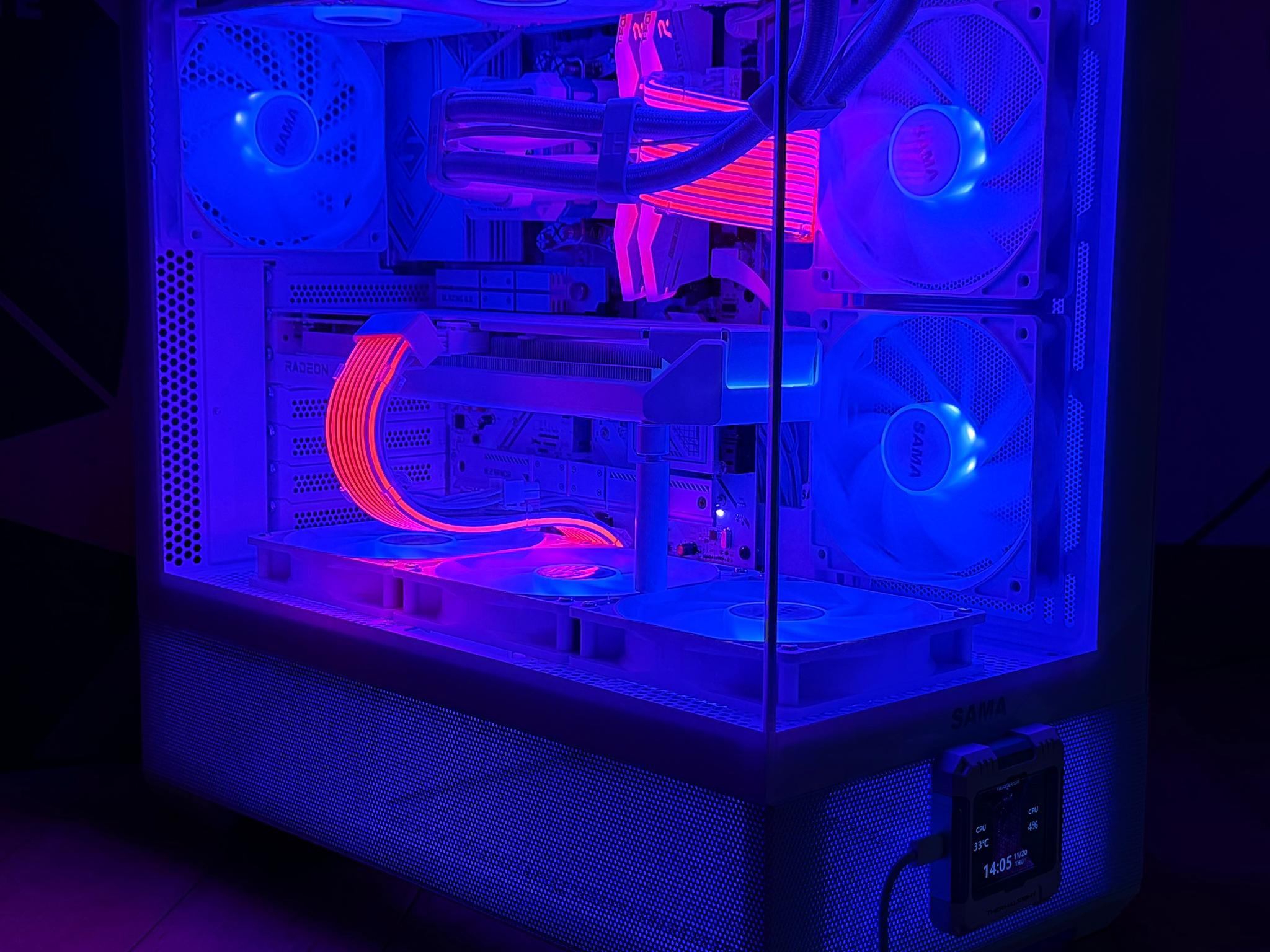 ✨NEW Custom All-White Gaming PC | Ryzen 7 7700 / RX 9060 XT 16 GB / 1 TB NVMe / DDR5 RGB