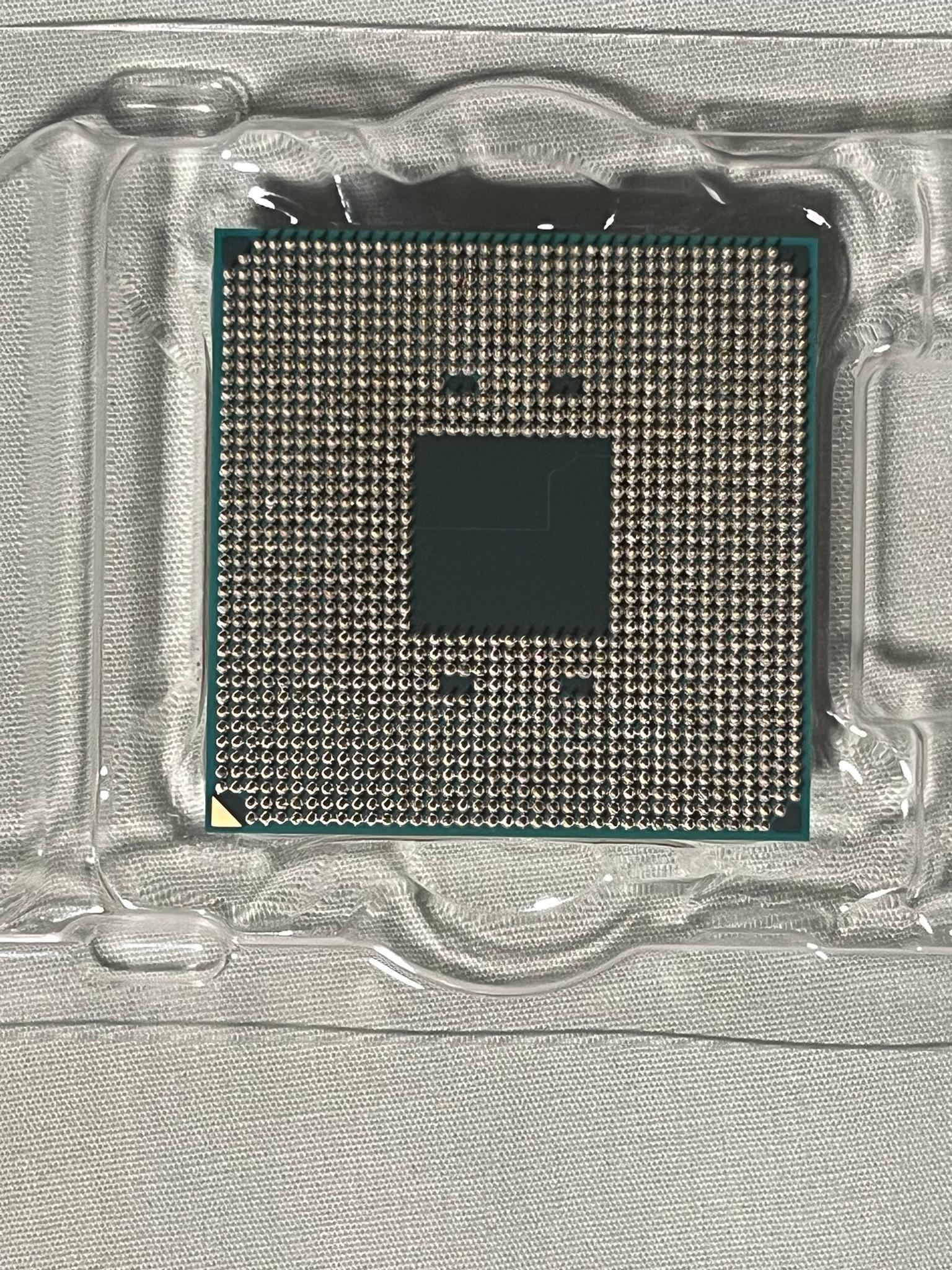 AMD Ryzen 5 5600G WITH COOLER