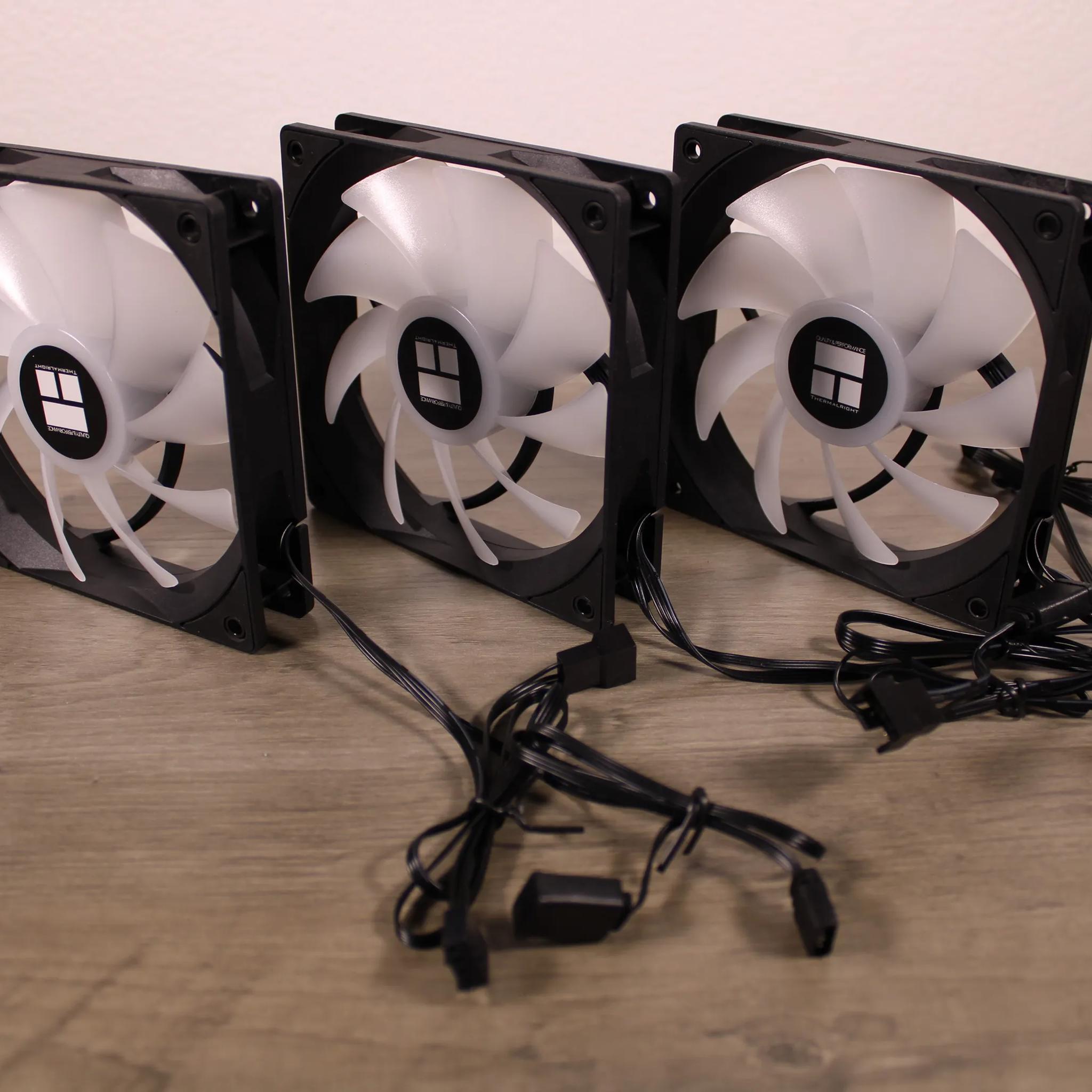 3 Thermaltake 120mm Case Fans| PWM ARGB Fans with S-FDB Bearings | BRAND NEW