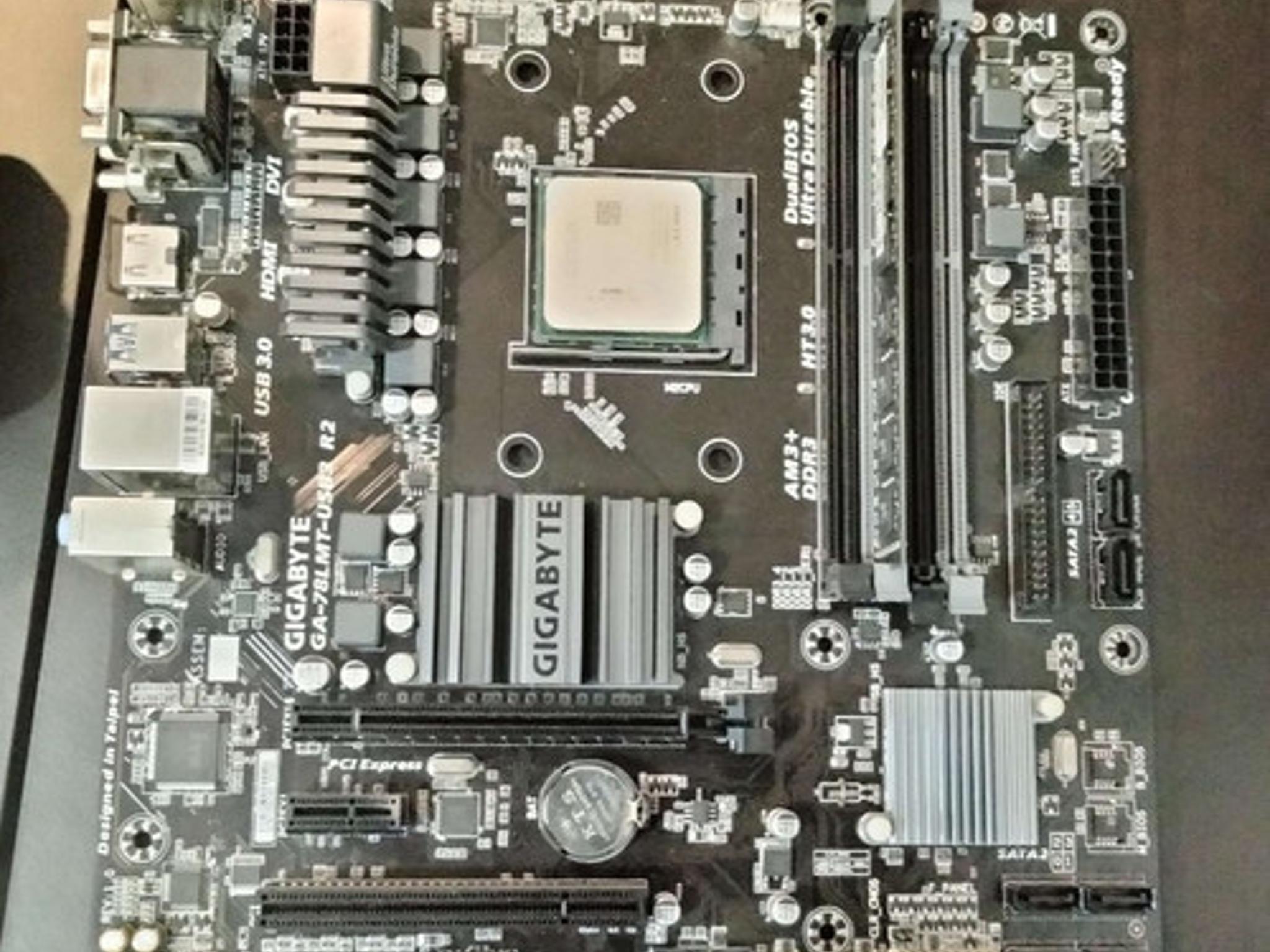 AM3+ Combo: Gigabyte GA-78LMT-USB3 | 8GB RAM | AMD FX-6300 CPU | CPU Cooler