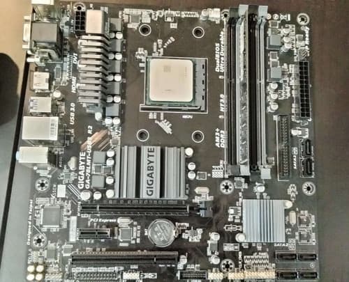 AM3+ Combo: Gigabyte GA-78LMT-USB3 | 8GB RAM | AMD FX-6300 CPU | CPU Cooler