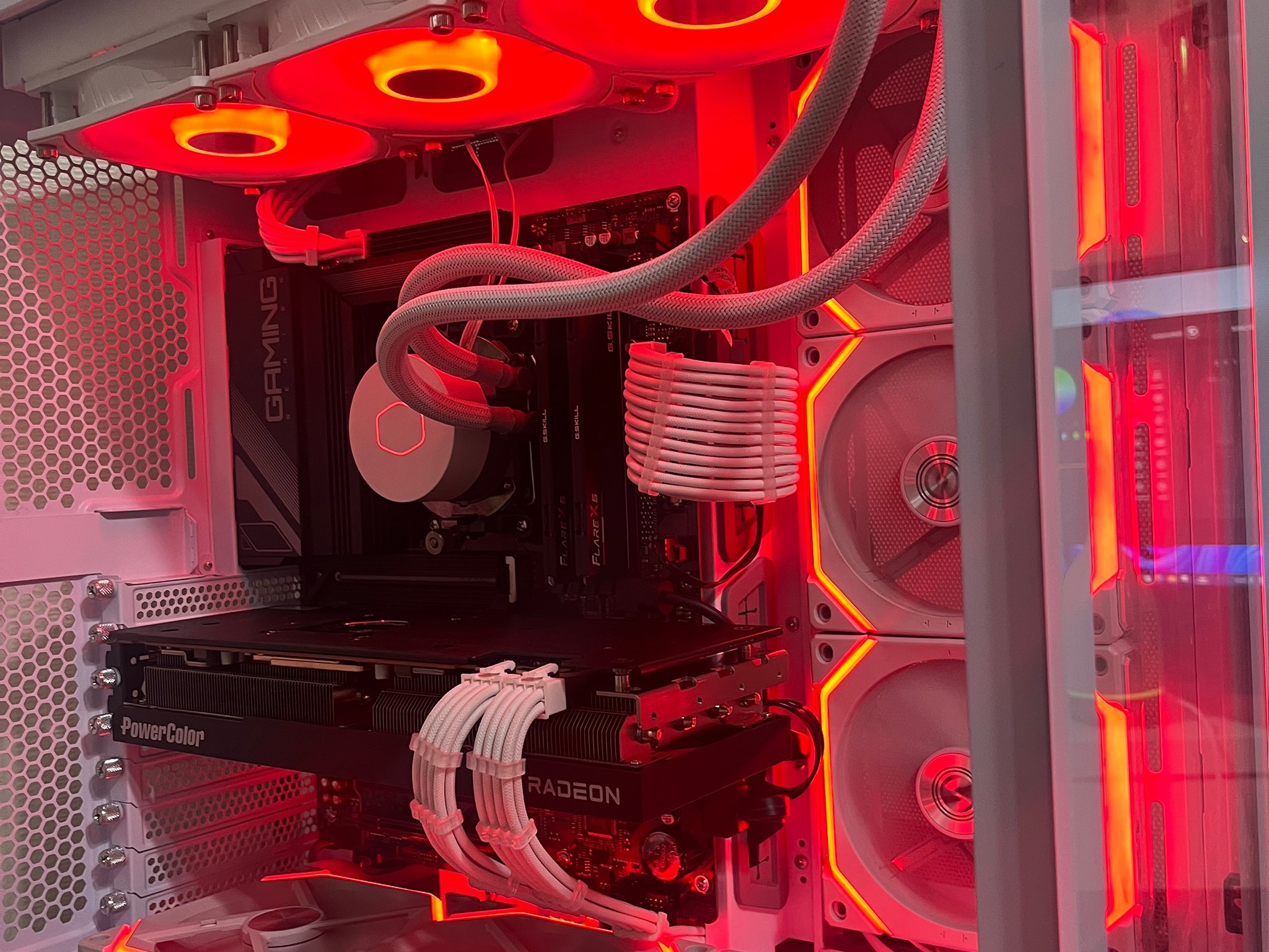 “Halo” 1440p/4K Streaming/Gaming PC|Ryzen 7 7700x, RX 7900GRE, 1TB M.2 SSD