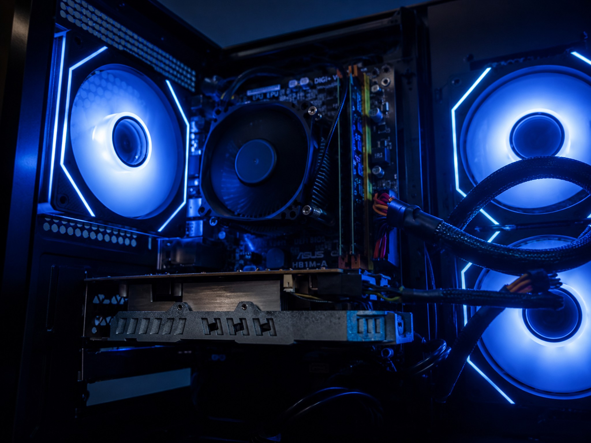 100 fps Fortnite Starter Pc