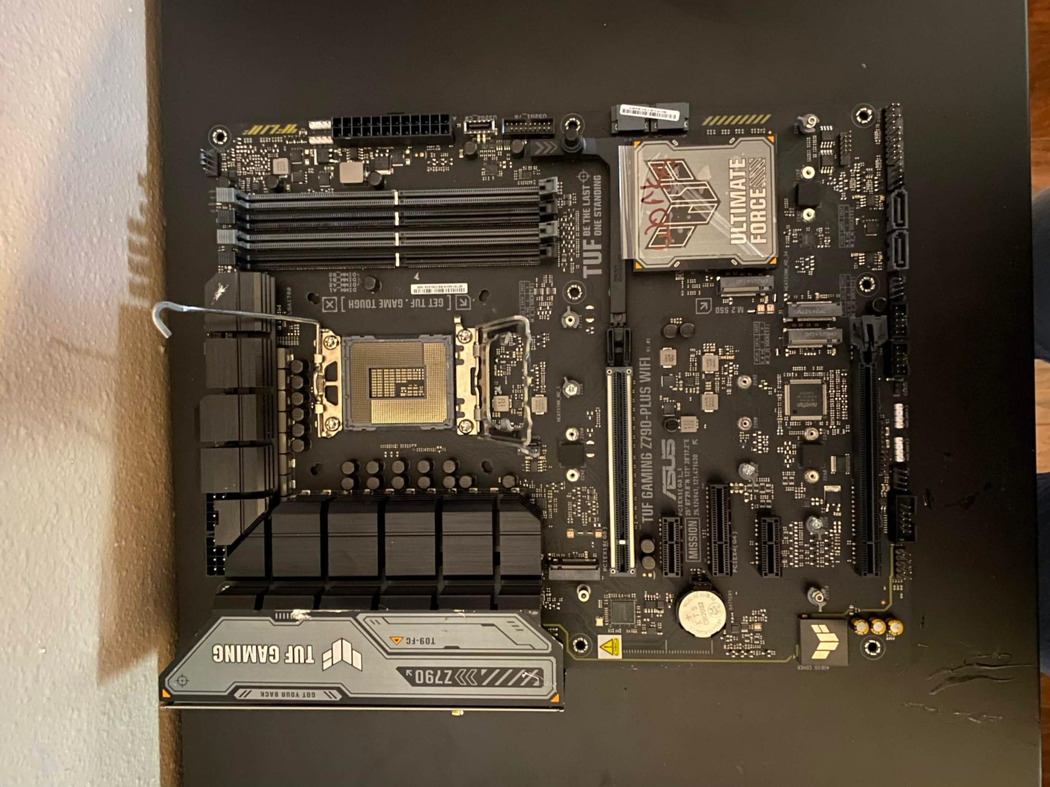 ASUS TUFF Z790-PLUS WIF