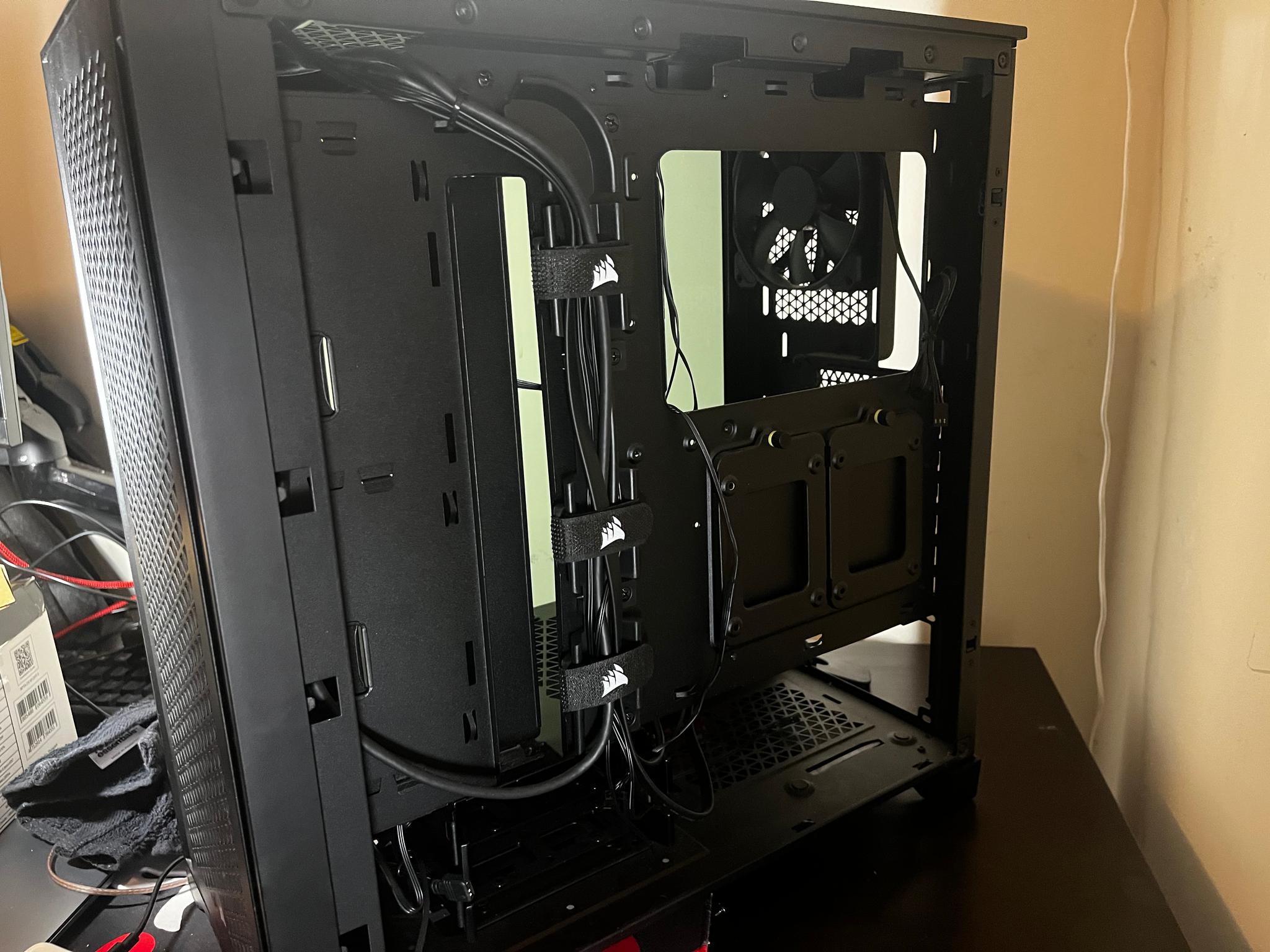 Corsair 4000D (Black - Tempered Glass) - Image 4
