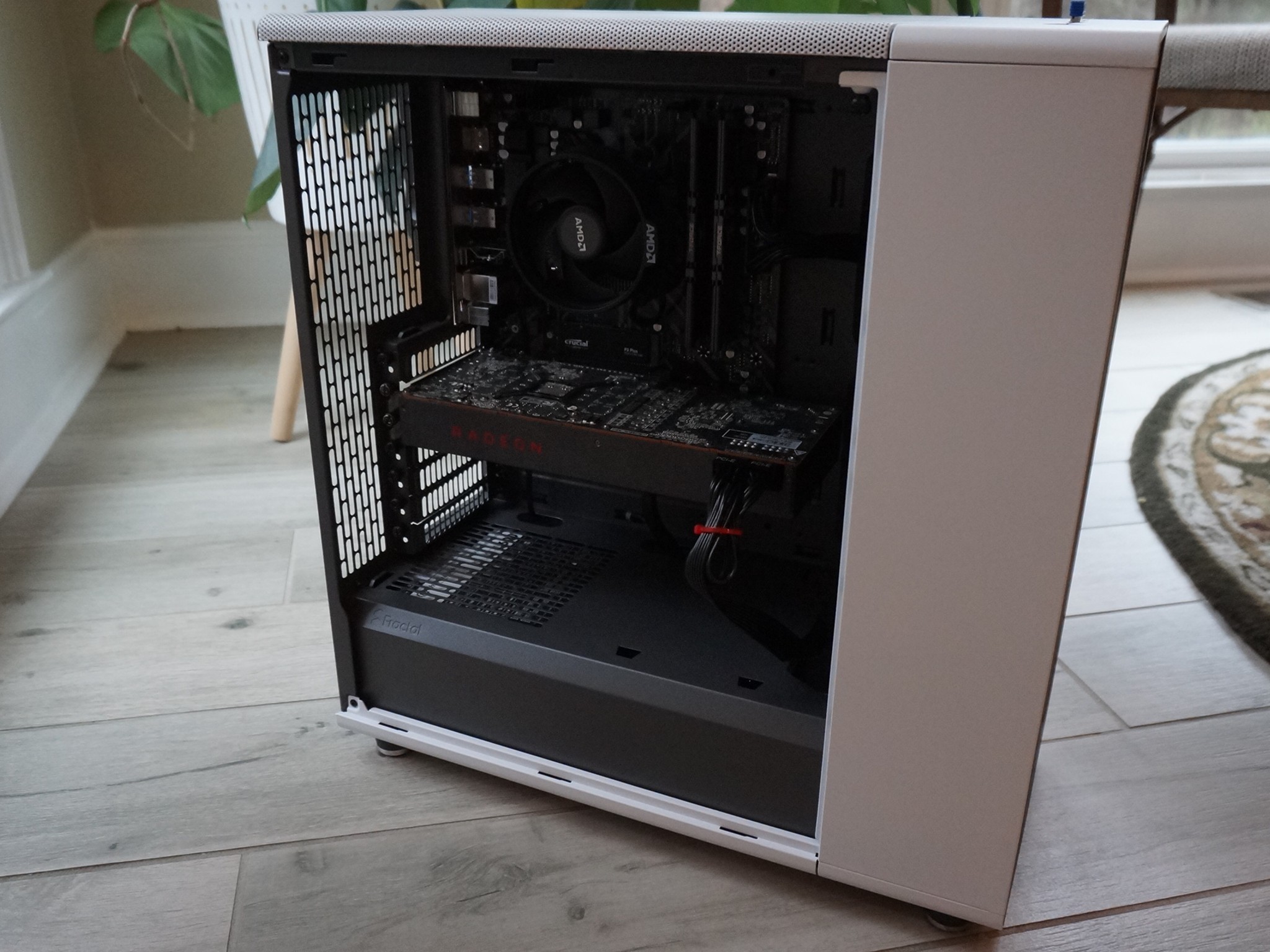 Ryzen 5 5500 | Radeon 5700 | Fractal North