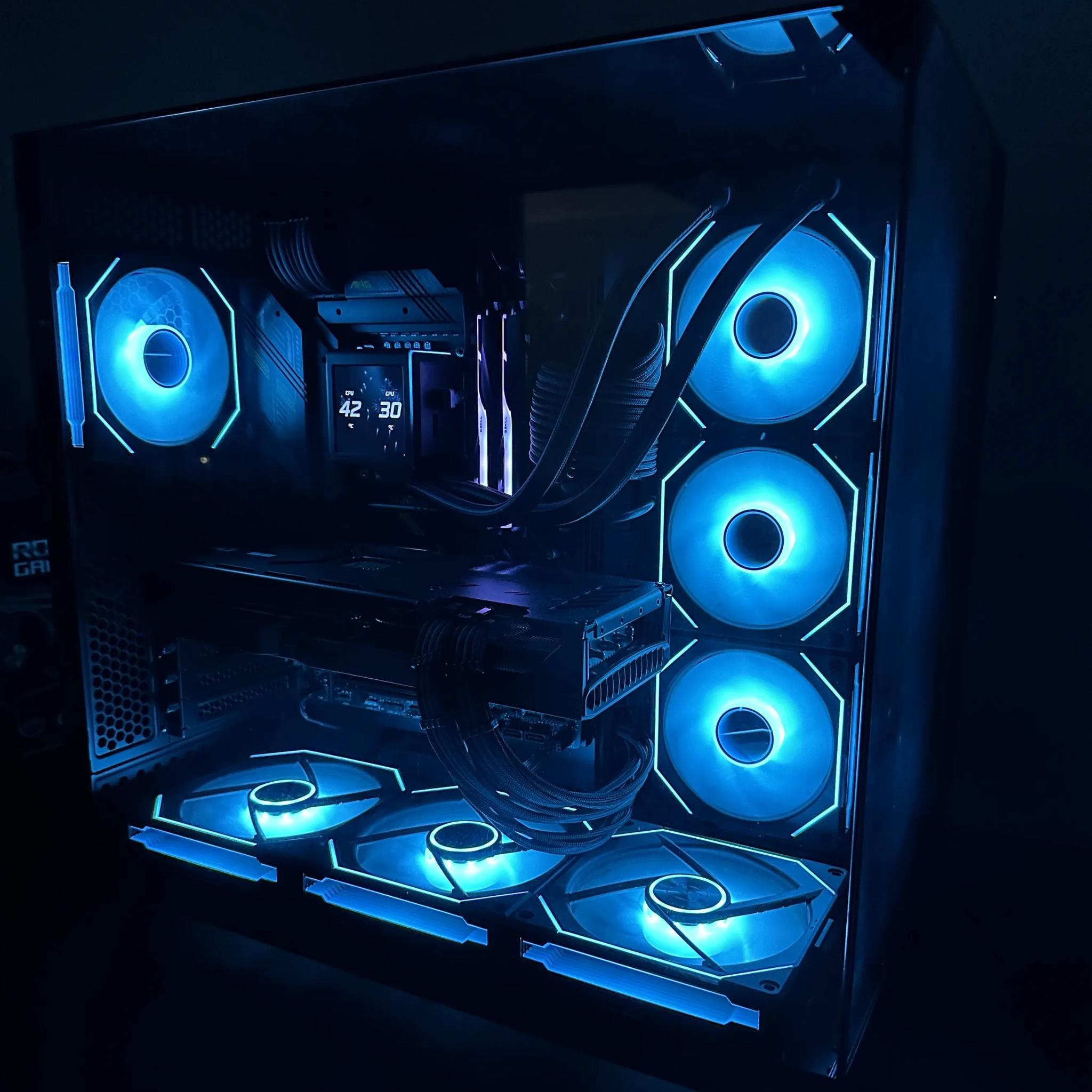 Gaming PC - 7900xt 20gb - i7 14700k - 32gb DDR5 - 2Tb M.2 Custom Built