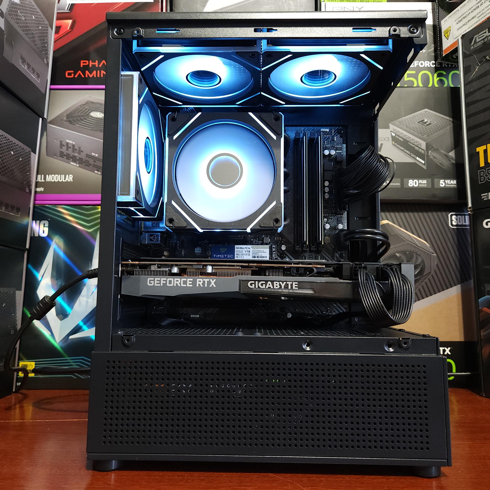 RTX 3070 | Ryzen 7 3700X | 32GB DDR4 RAM 3200 MTs | 1 TB NVME SSD | 650W BRONZE | WIFI & BT