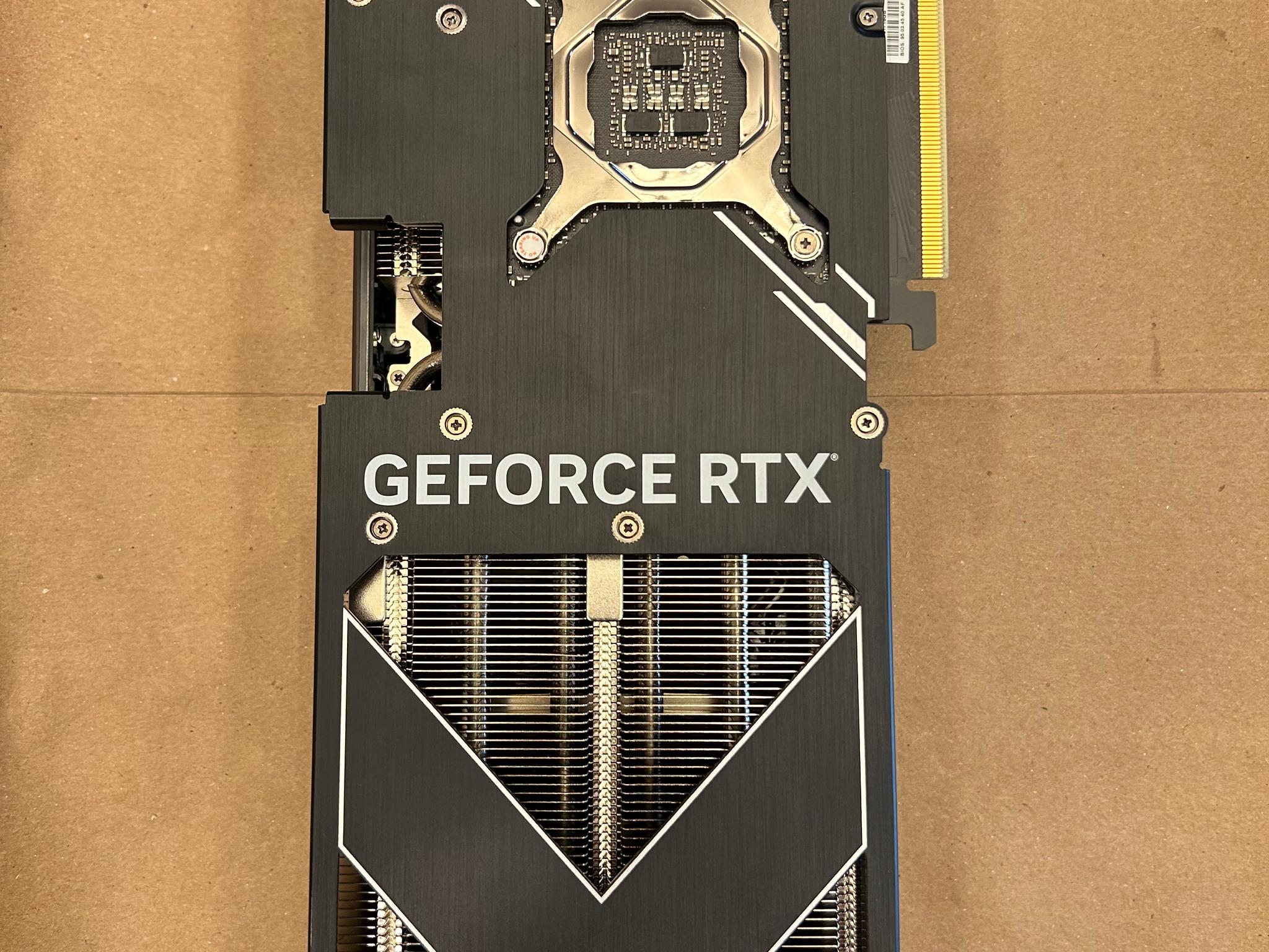 PNY XLR8 Gaming VERTO EPIC-X RGB OC - Image 2