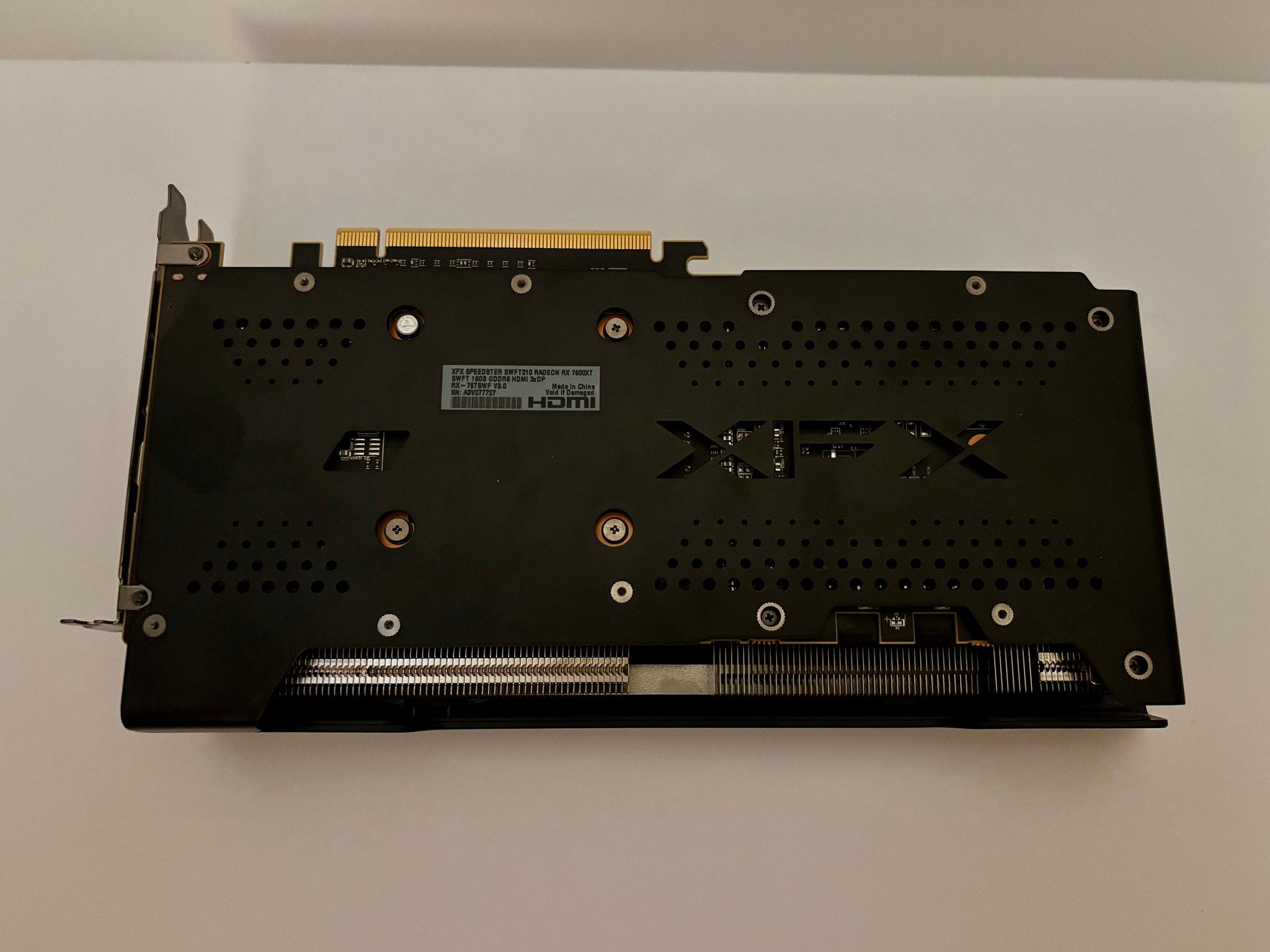 XFX Speedster SWFT 210 Radeon RX 7600 XT