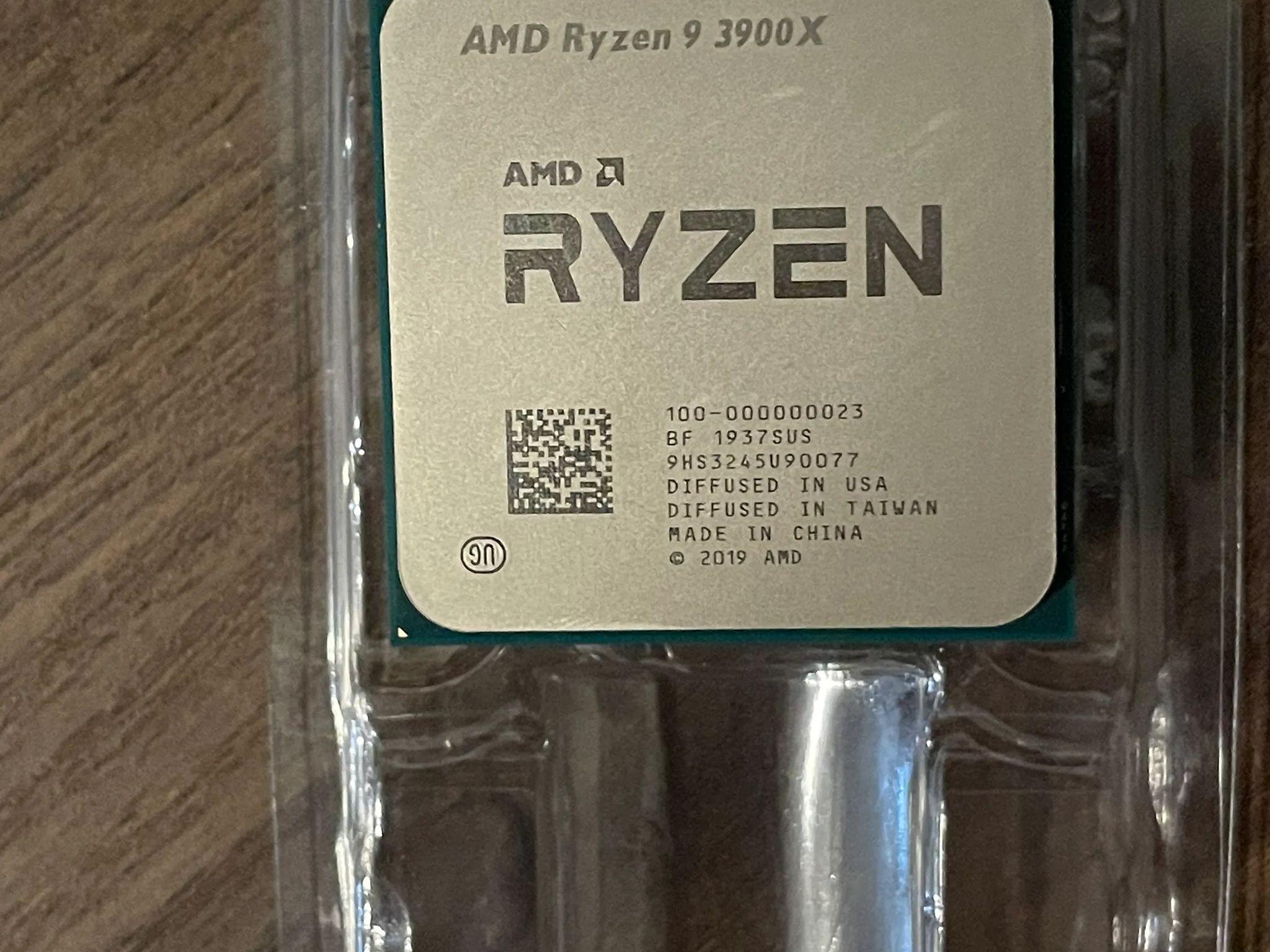 AMD Ryzen R9 3900X 12c/24t CPU