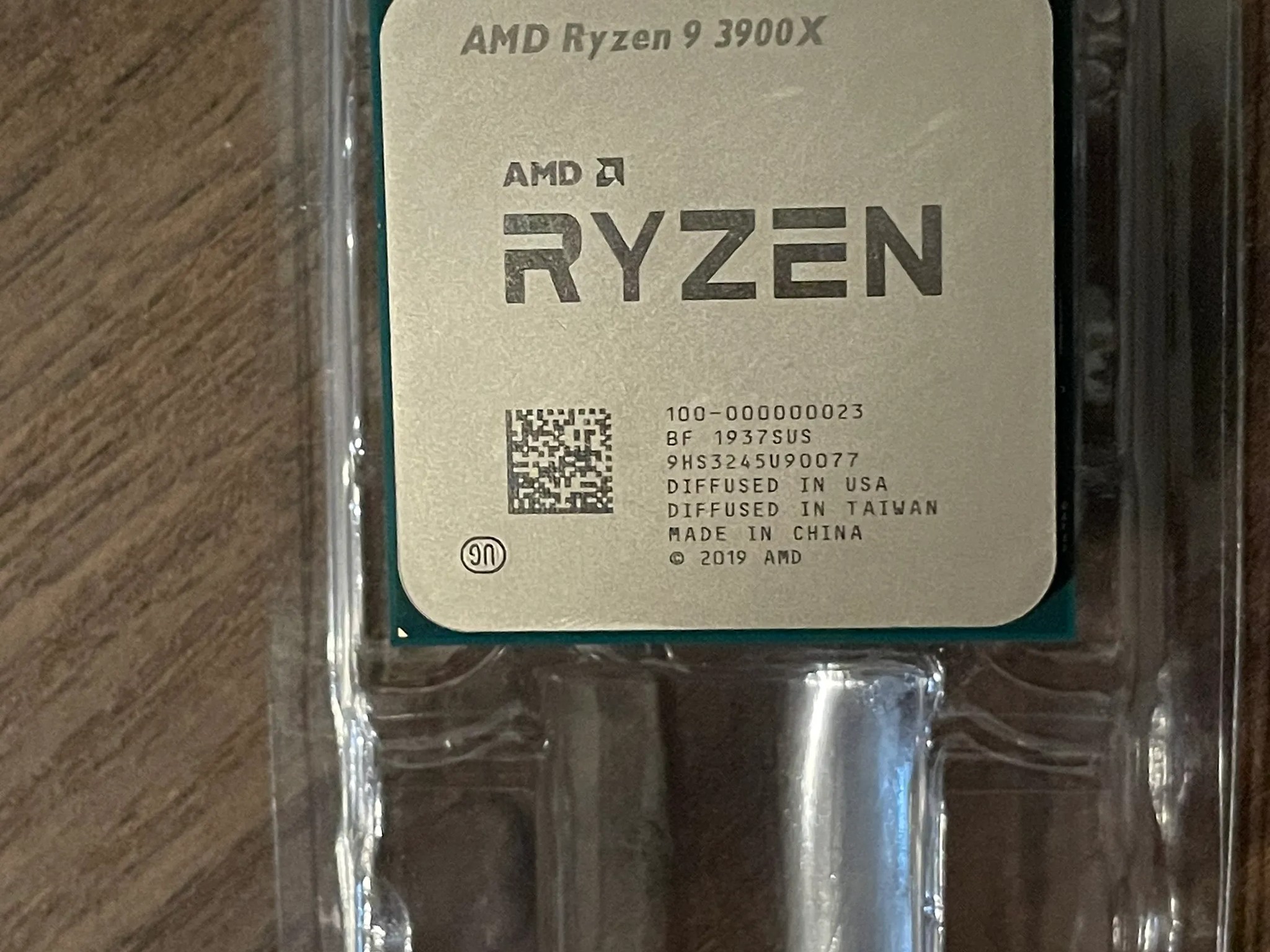 AMD Ryzen R9 3900X 12c/24t CPU