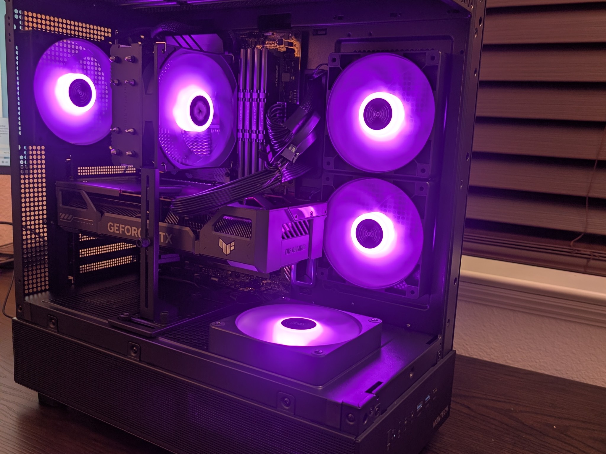 MONTECH| AMD Ryzen 5600XT|ASUS TUF RTX 5060 8GB| 32GB DDR4 RAM| 1TB NVMe| WIFI 6| WINDOW 11| GAMING