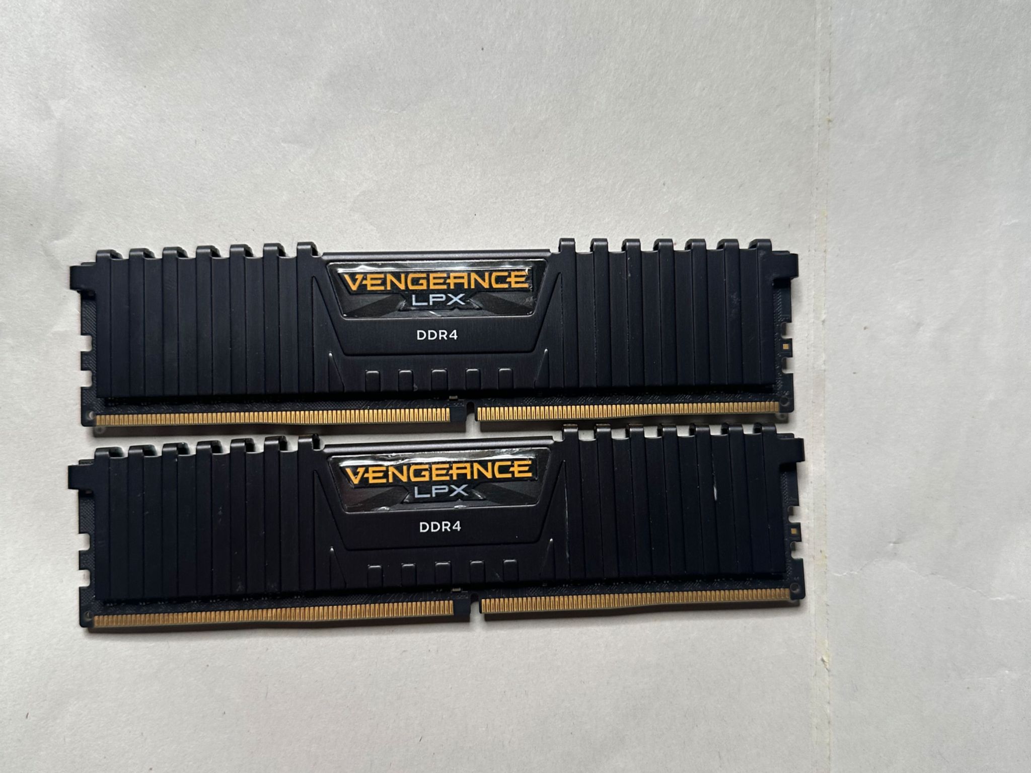 Corsair Vengeance LPX 16GB (2x8GB) DDR4 Desktop RAM 4000MHz CMK16GX4M2Z4000C18