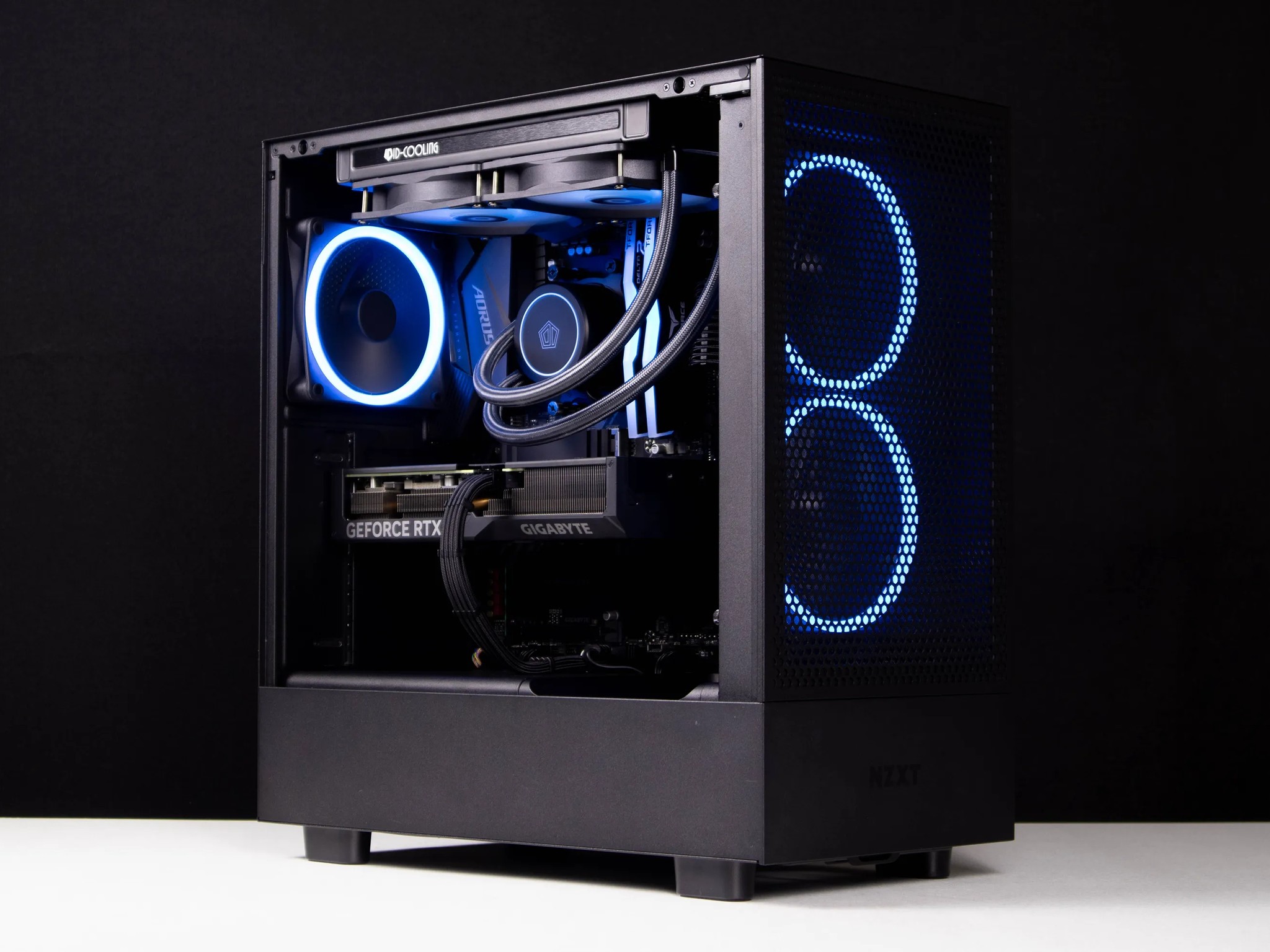 ~Flow~ (RTX 4070 | Ryzen 7 5800X | 32gb RAM)