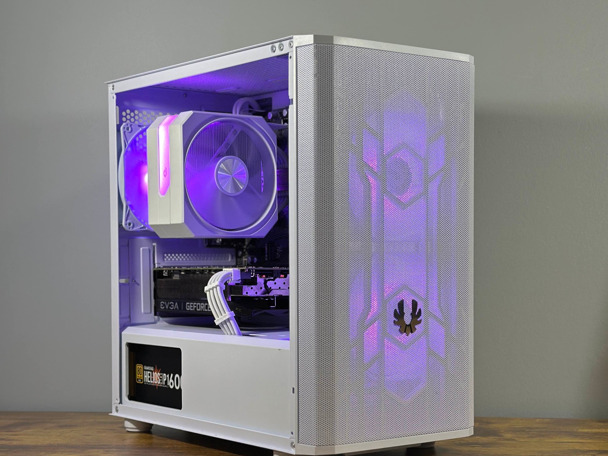 GTX 1660 6GB | Ryzen 5 4500 | 16GB DDR4 | 500GB SSD | Win11 | WIFI | 1080P White Gaming PC