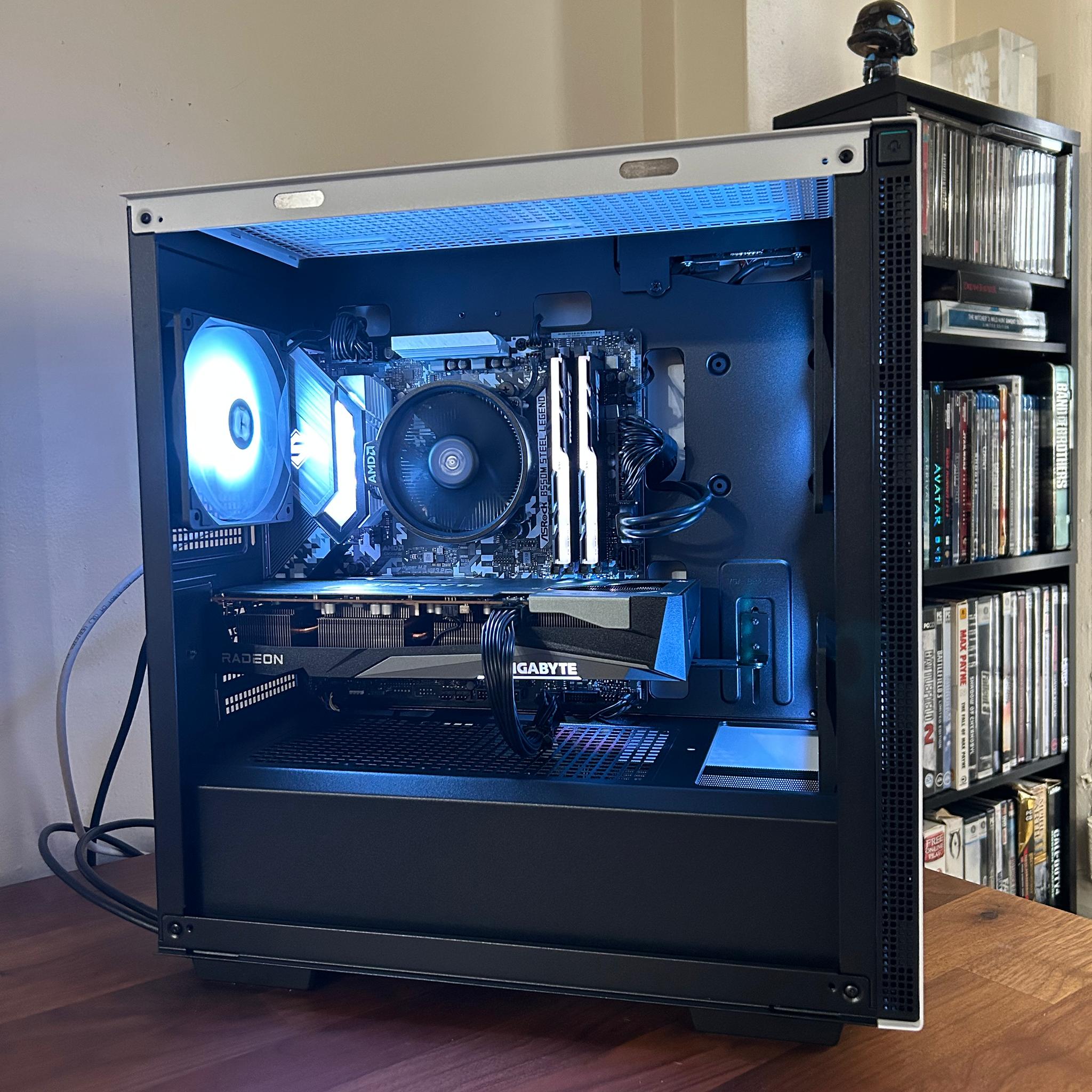 AMD RX 7600 | Ryzen 5 5500 | 1TB SSD | The Mini Legend V7 **FREE AVATAR GAME CODE INCLUDED**