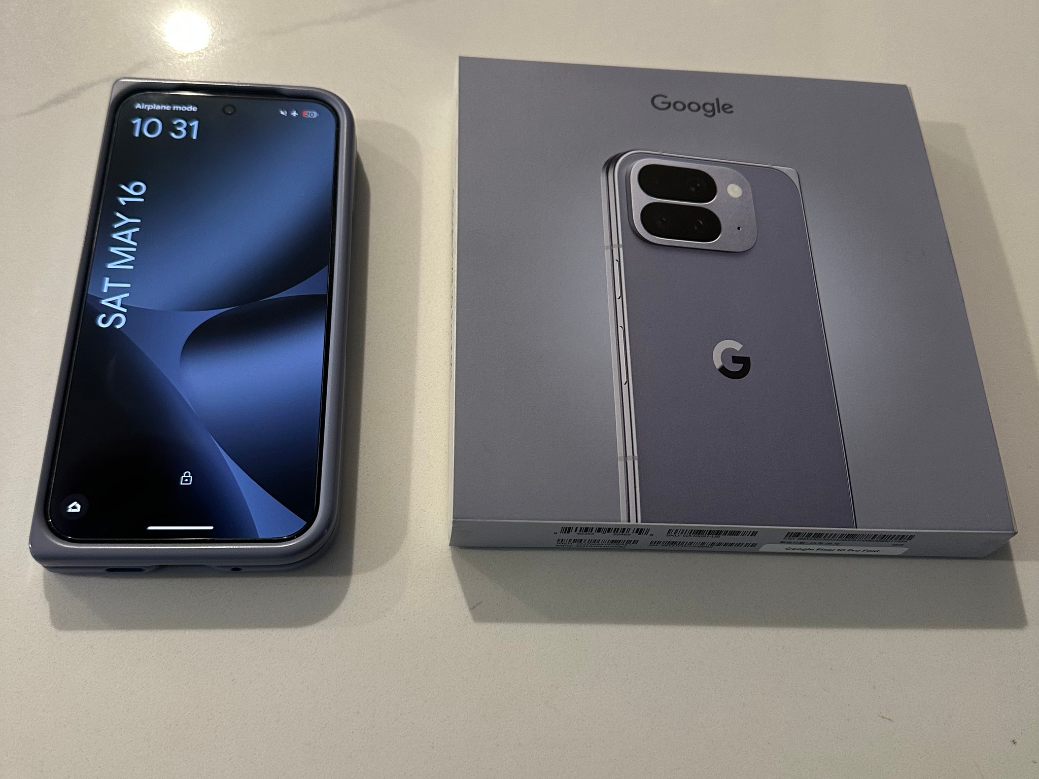 Unlocked Google Pixel 10 Pro Fold 256gb moonstone