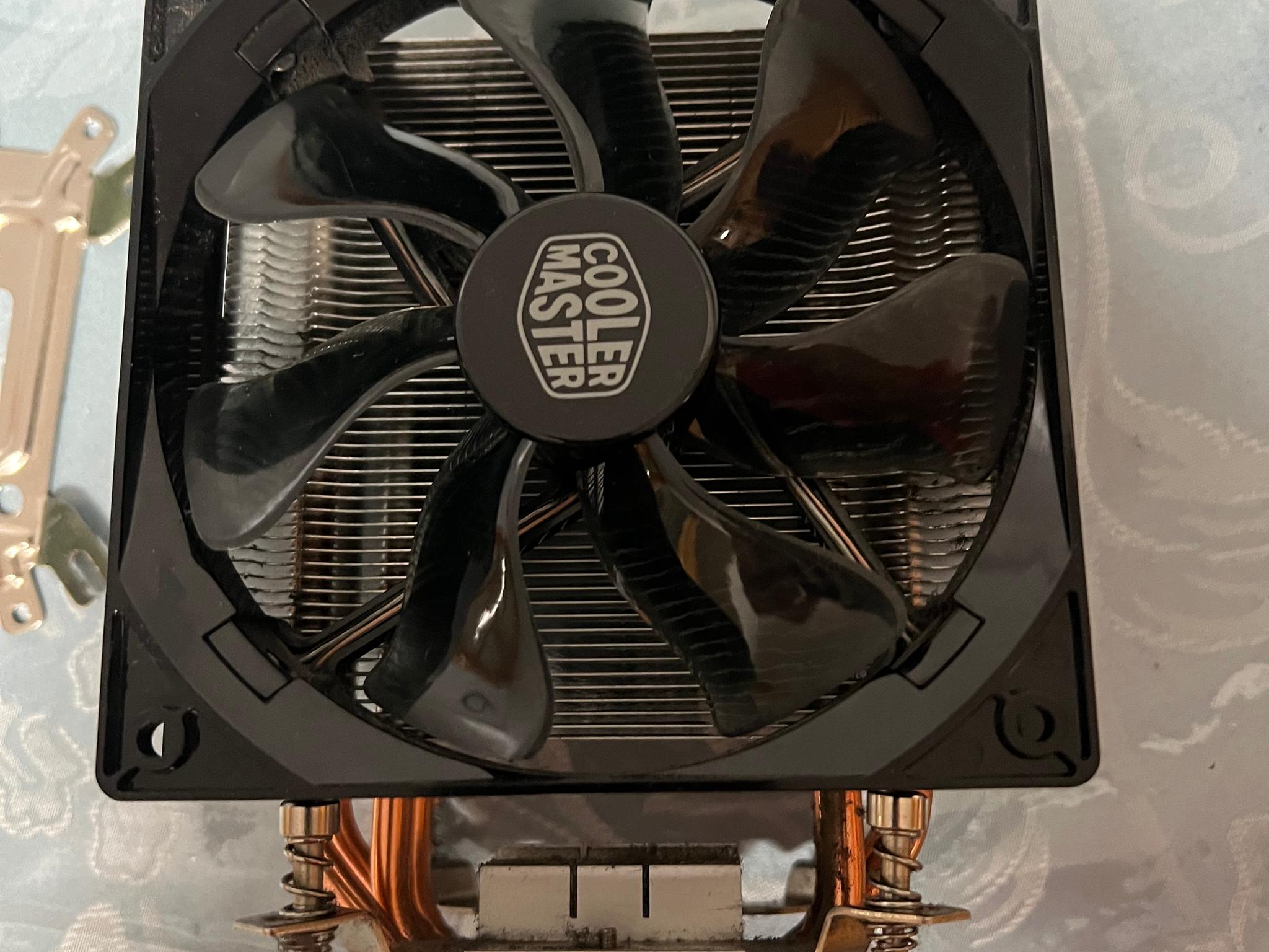 Intel i7-9700K Coffee Lake 8-Core 3.6 GHz (4.9 GHz Turbo) LGA 1151 95W Processor + Hyper 212  EVO