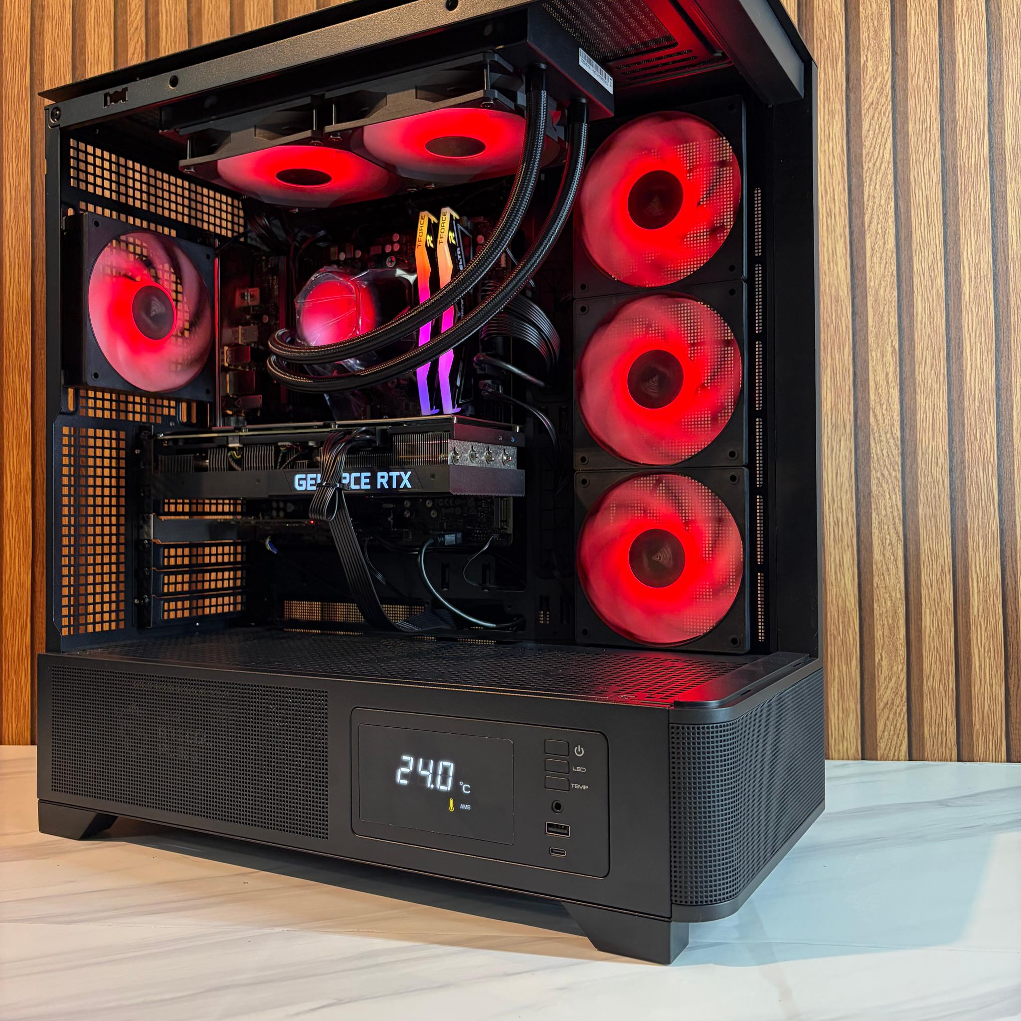 RTX 3080 | RYZEN 5 7600 | 1TB SSD | 240MM AIO | 16GB DDR5 | 750W