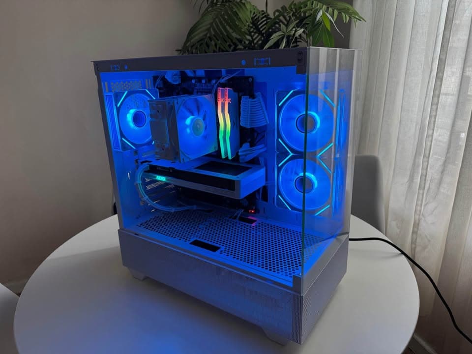 NEW! RTX 5060 DLSS 4.0 Gaming PC w/wifi