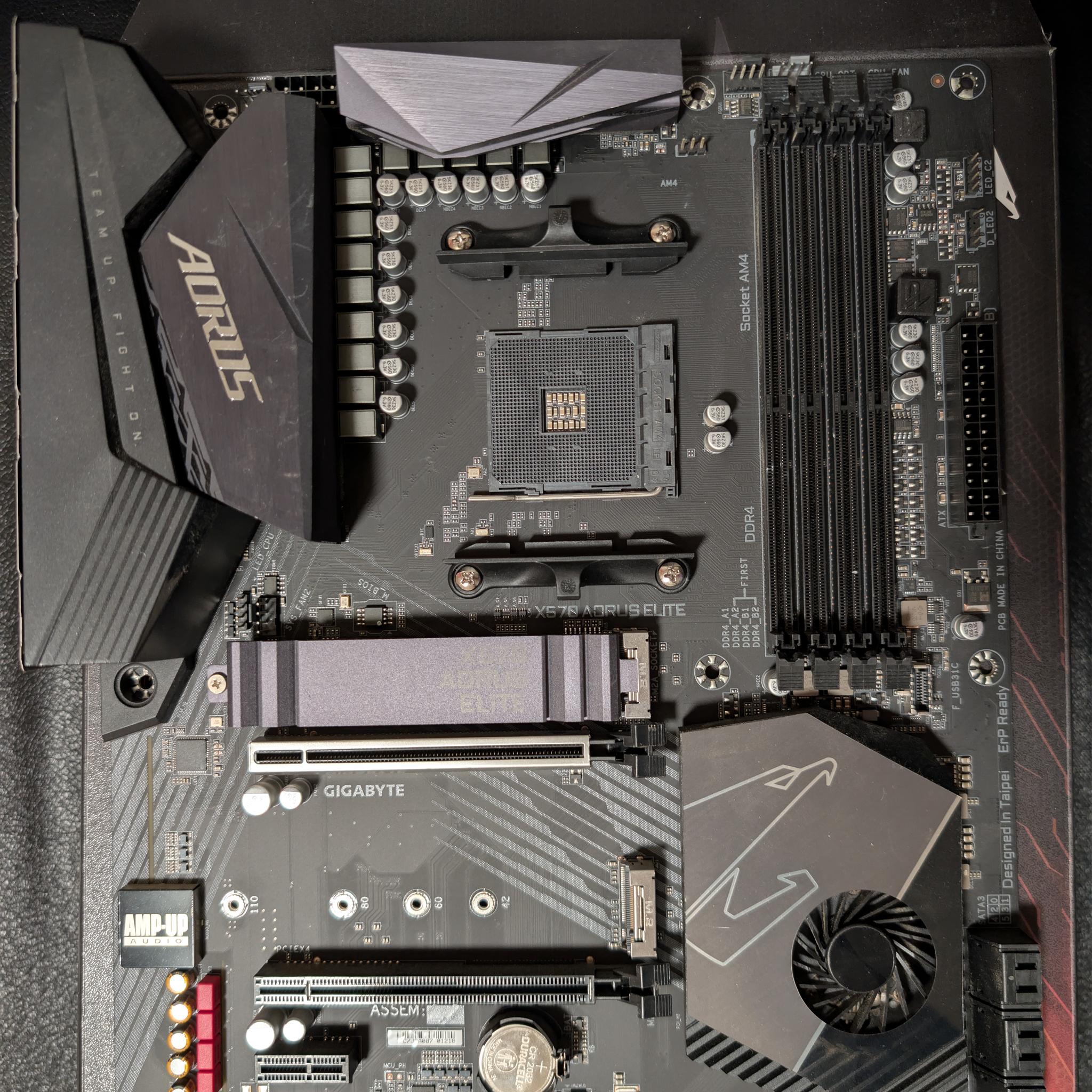 Gigabyte X570 Aorus Elite + 32GB G.Skill Ripjaws V (Nov 2025,LIKE NEW)