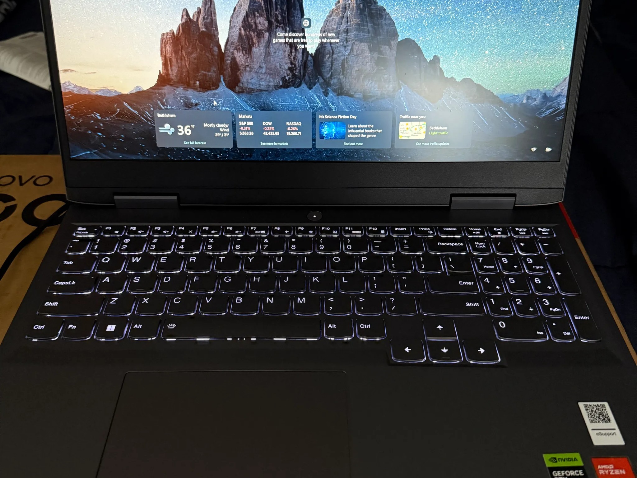 Lenovo LOQ (15" AMD) with RTX 4050