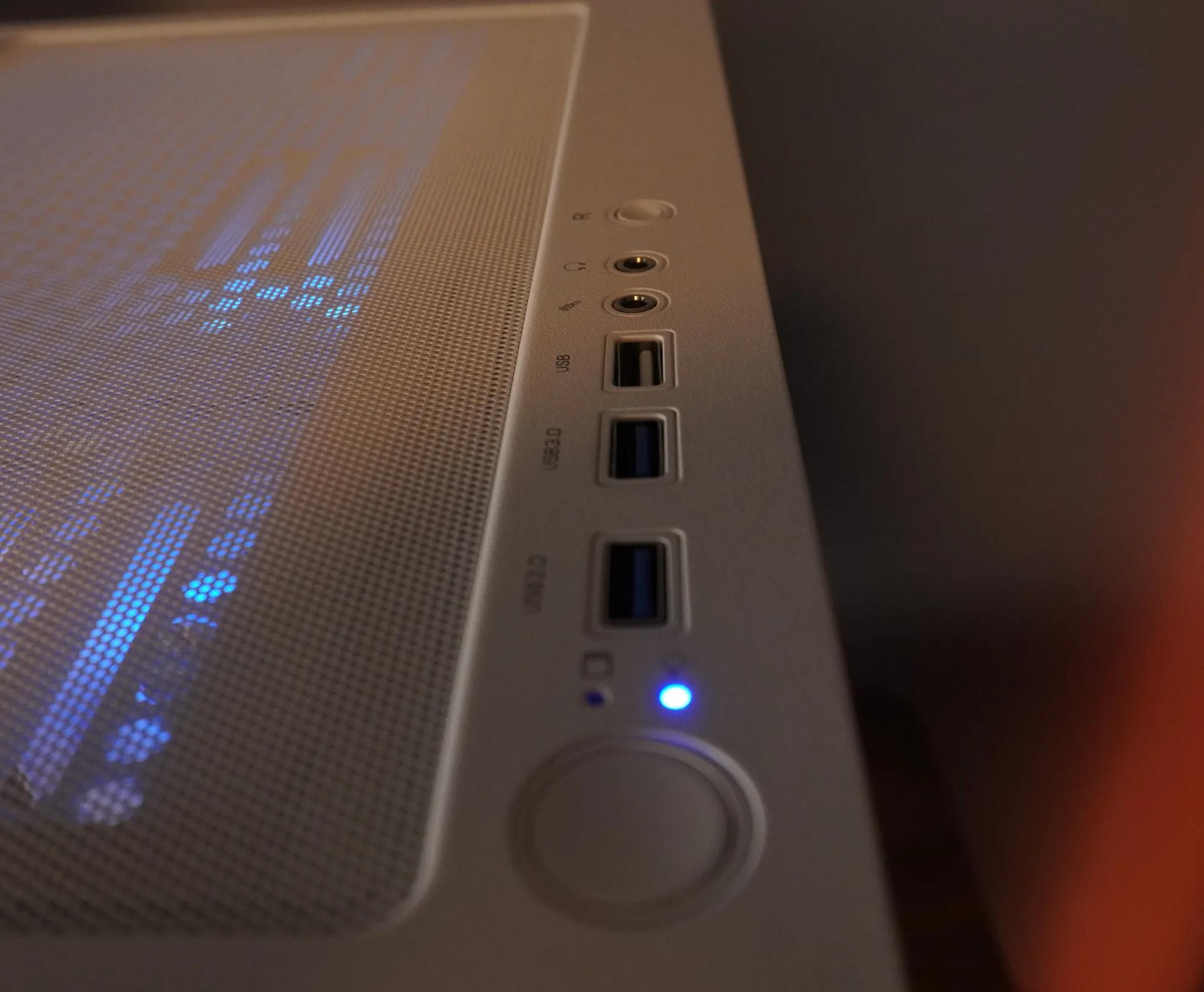 🤍AESTHETIC🤍 1440/1080p NEW GEN GAMING MACHINE 💚RTX 5060 💙 i5 12400f | 32GB | 1TB | WIFI