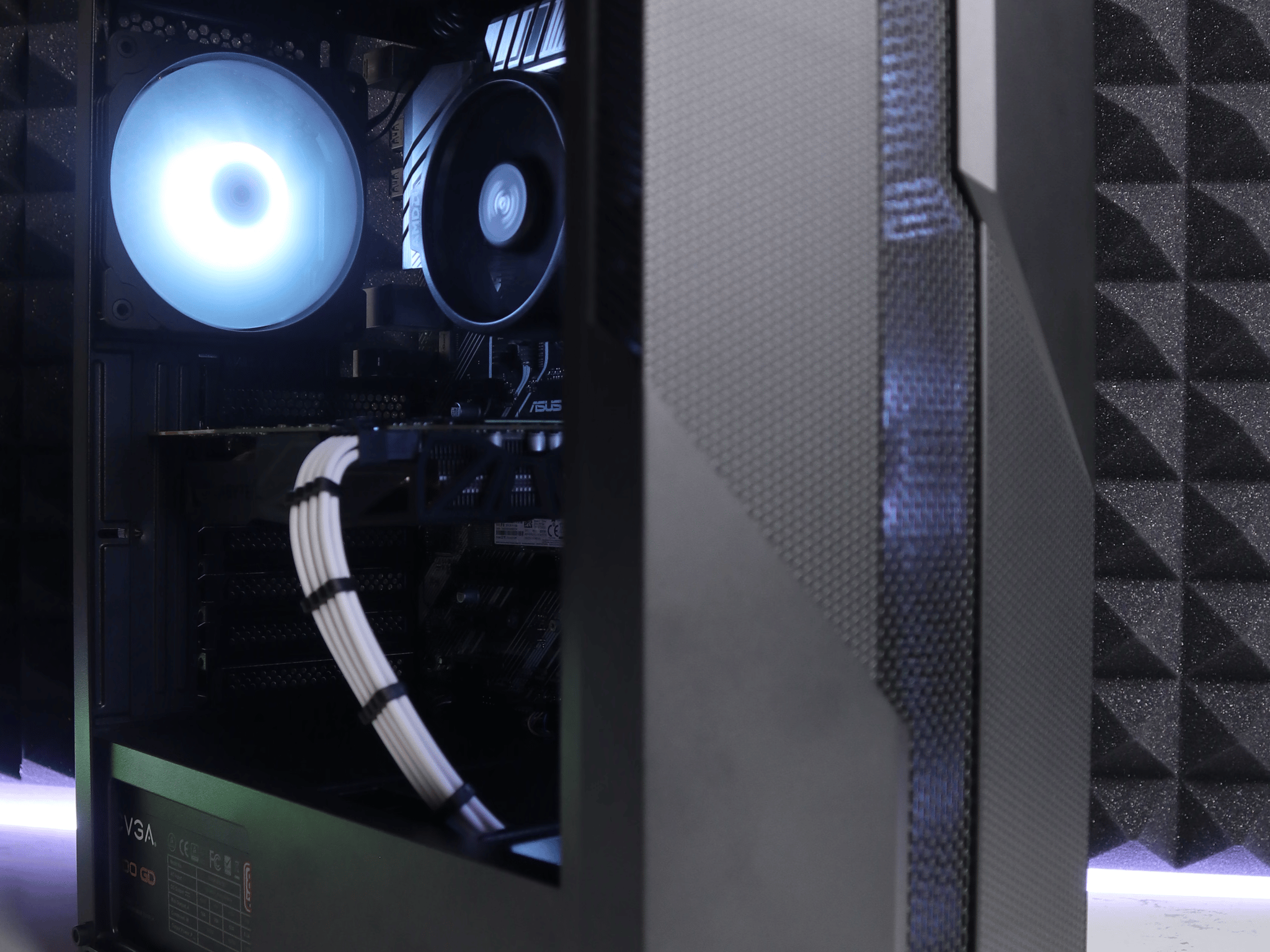 Lunar | Ryzen 7 2700/GTX 1070 FREE SHIPPING