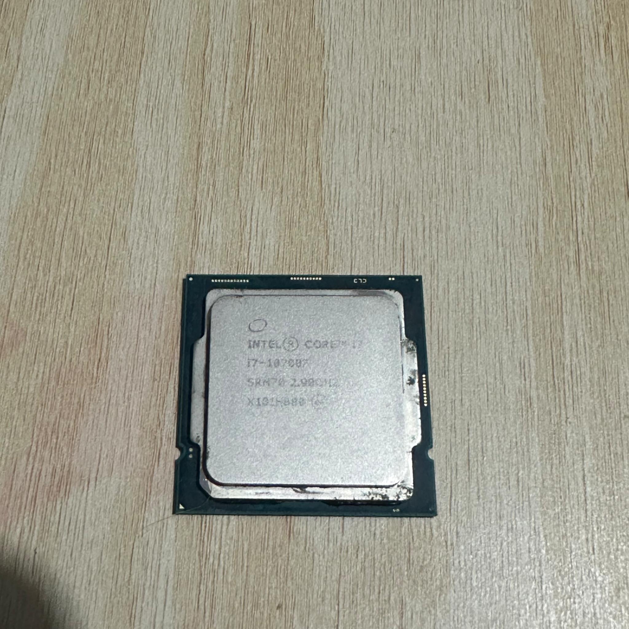 ASUS TUF GAMING B460M-PLUS (WI-FI) +intel i7 10700f+ yo 16GB DDR4 3000mhz