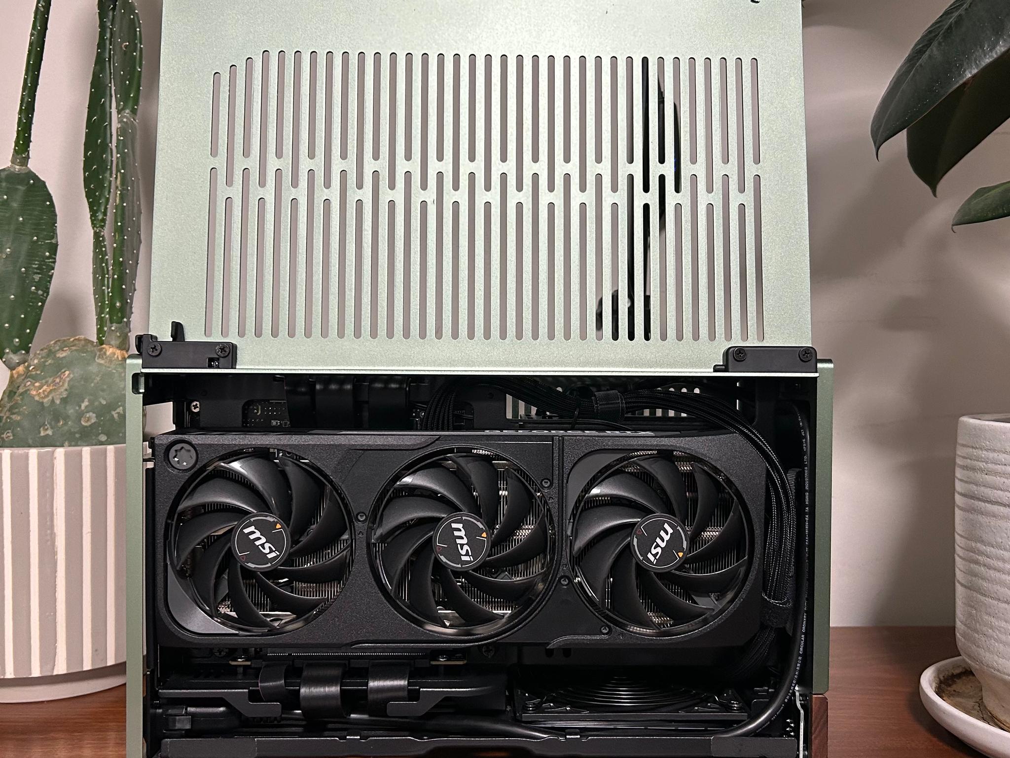 RTX 5070 | Ryzen 5 7600X3D | 32GB DDR5 | 2TB NVMe | Fractal Terra ITX | 750W Platinum