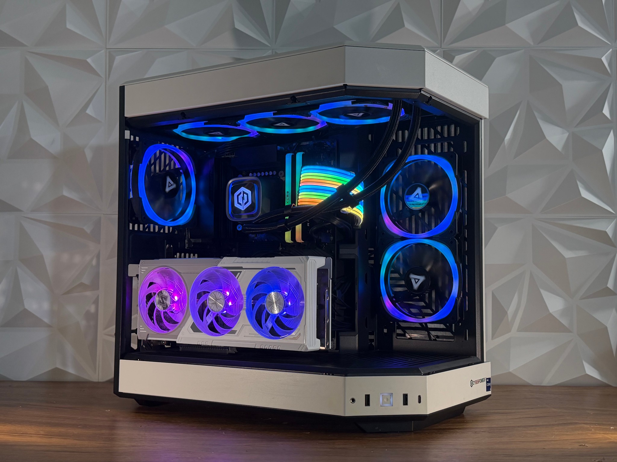 🐼|i9-13900KF | RX 9070 XT | 32GB DDR5 | 2TB SSD| Windows 11 Pro "PANDA MACHINE" 🐼