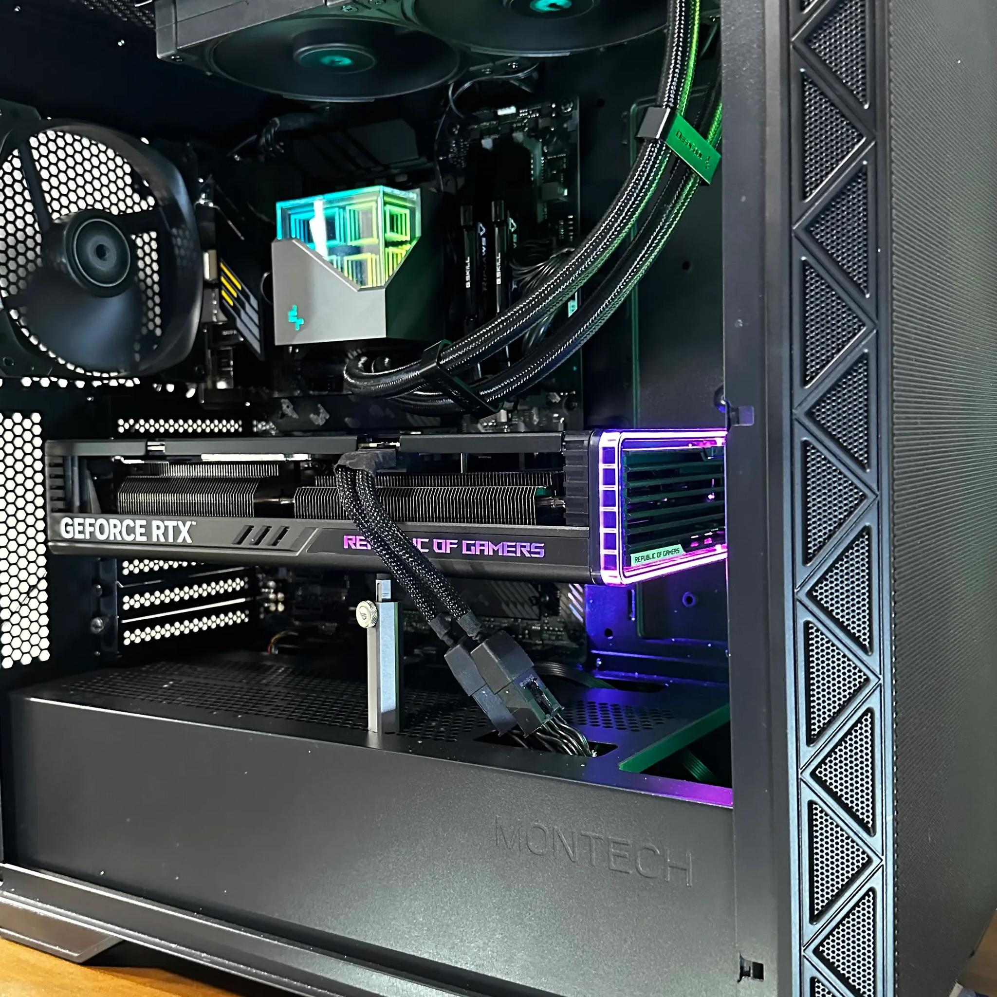 AMD Ryzen 7 5800X3D ~ASUS 4070 ROG STRIX GAMING~RGB