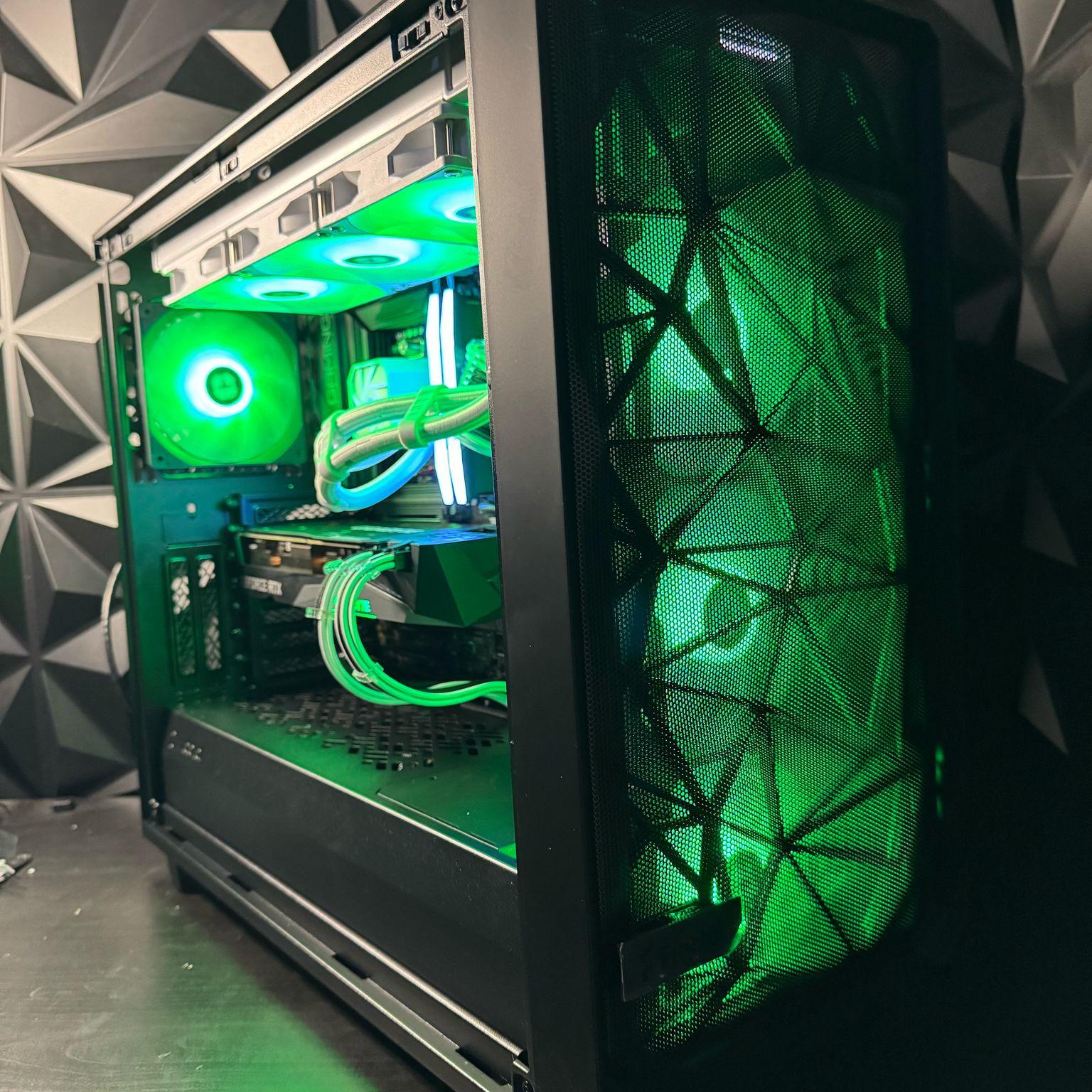 🎰 The Jackpot 777 🎰 Ryzen 7 7700X| RTZ 3070| 32 GB DDR5| 1.5 TB NVMe