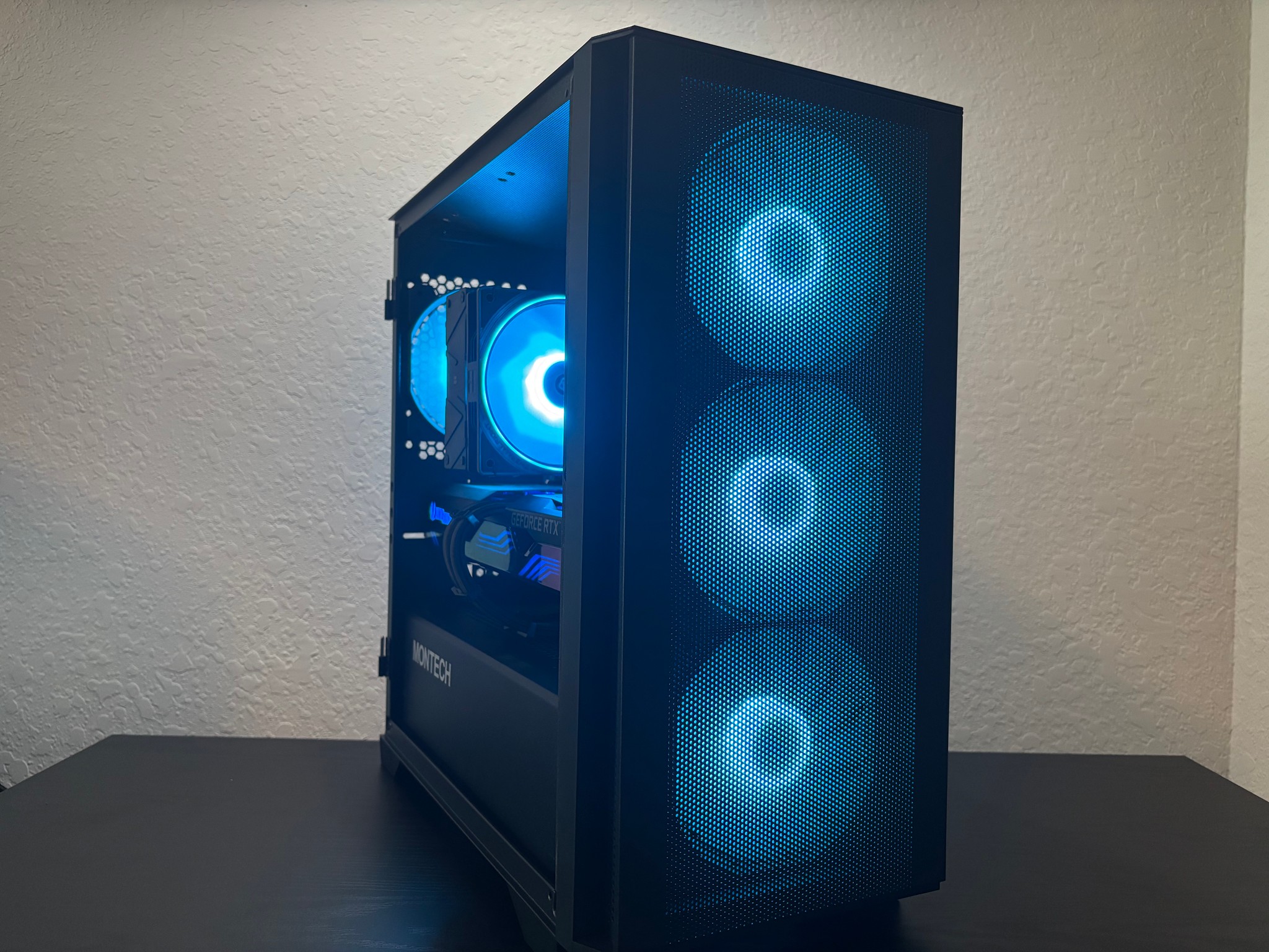 Ryzen 7 3700x / RTX 3070 / 32GB DDR4 / 1TB NVMe