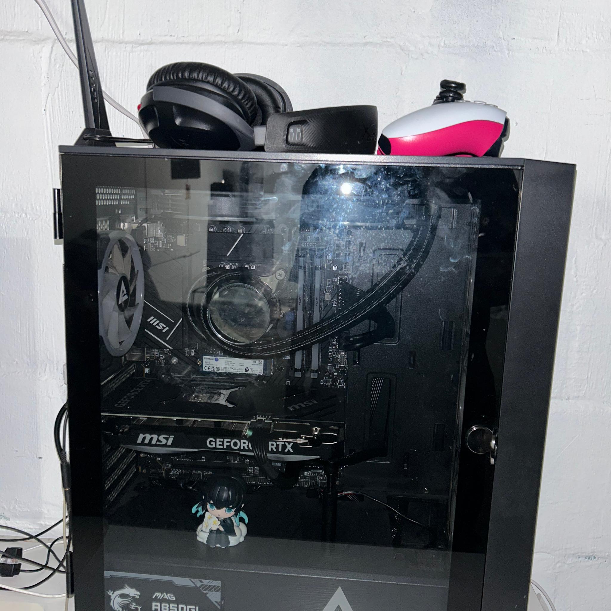 GeForce RTX 4070 Super Custom Gaming PC - Core i7-14700KF