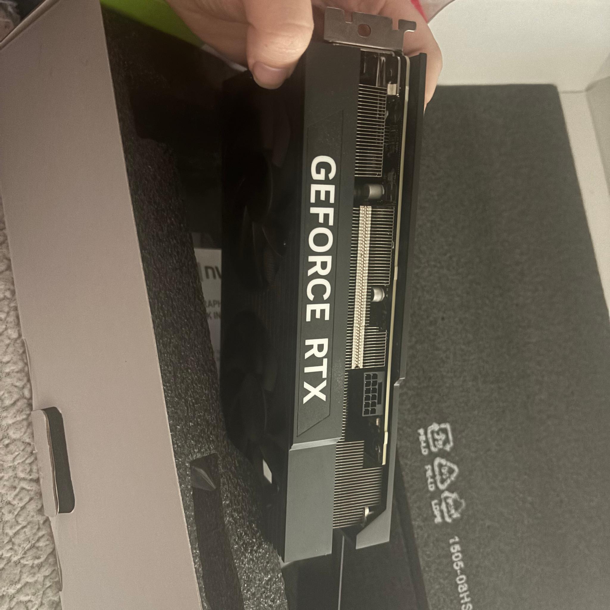 RTX 4070 Super 12GB