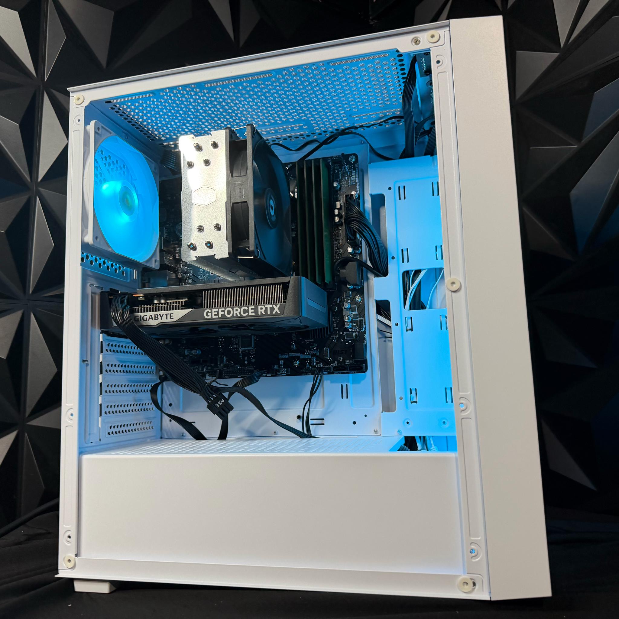 🚗🔥 THE STARTER CARTER 🔥🚗 i5 12500T| RTX 5060| 16 GB DDR4| 750GB NVMe| 650W PSU