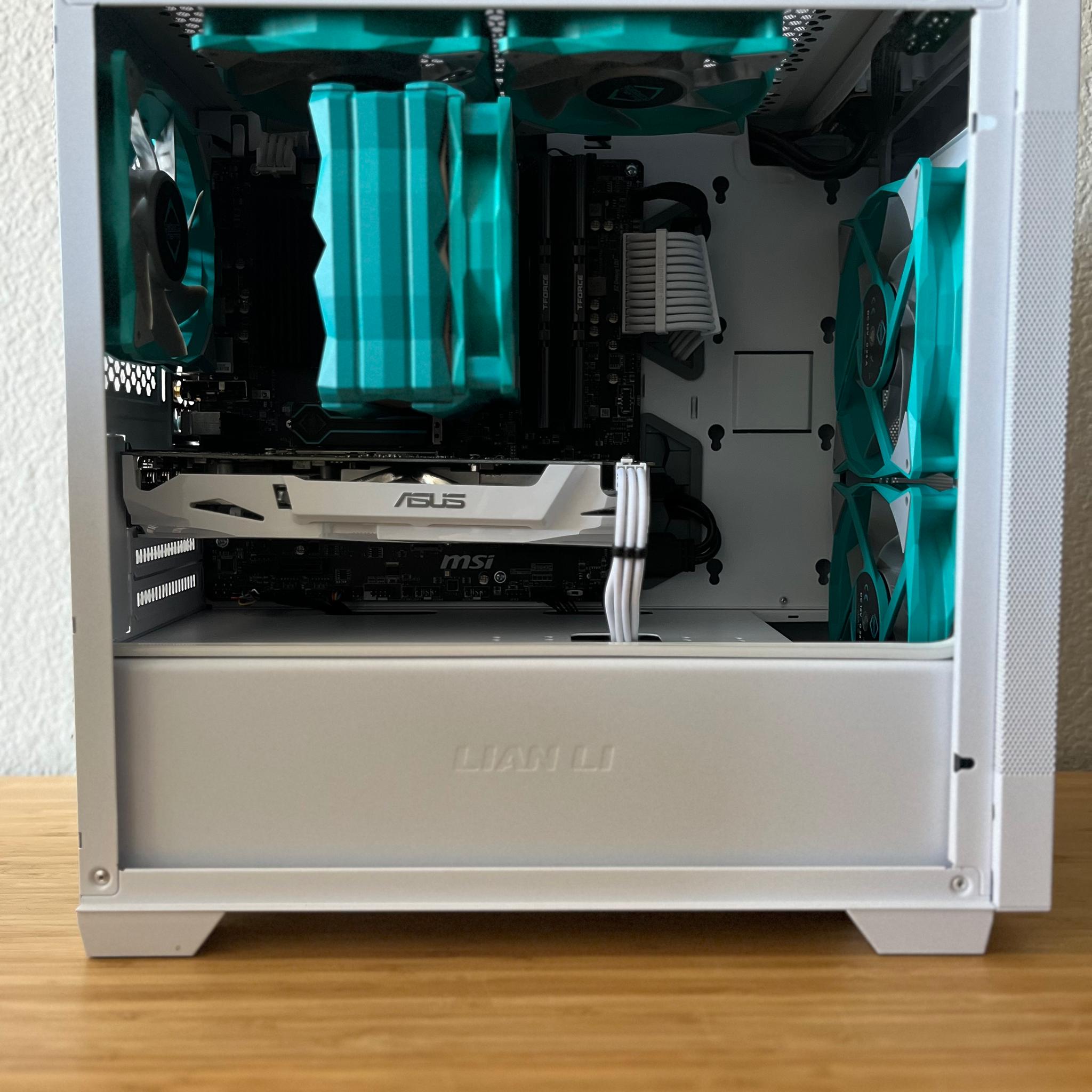 White-Out V2 Entry Budget Ryzen 5 3600 & GTX 1060 6GB