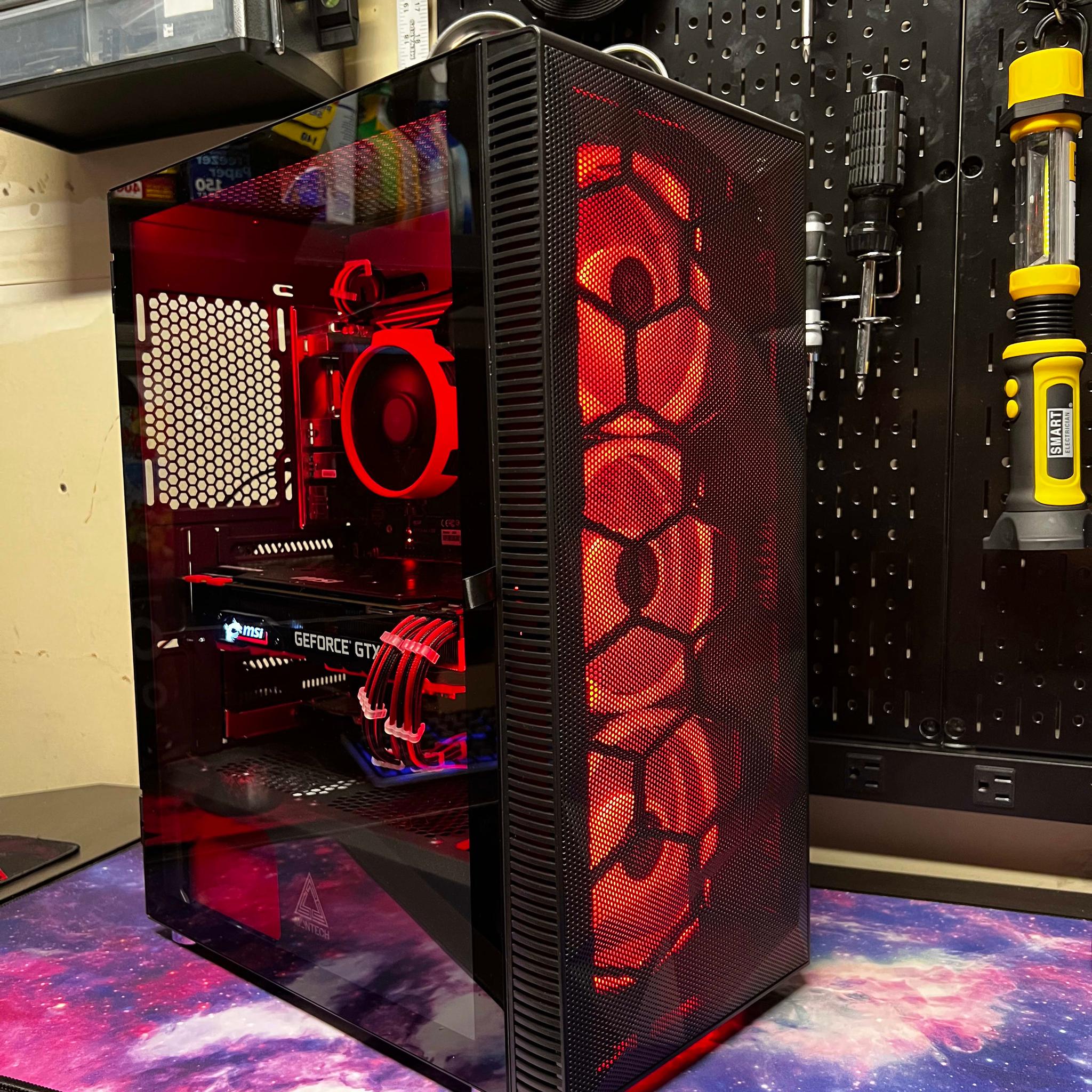 Hades || Ryzen 5 2600 + GTX 1080 Ti 